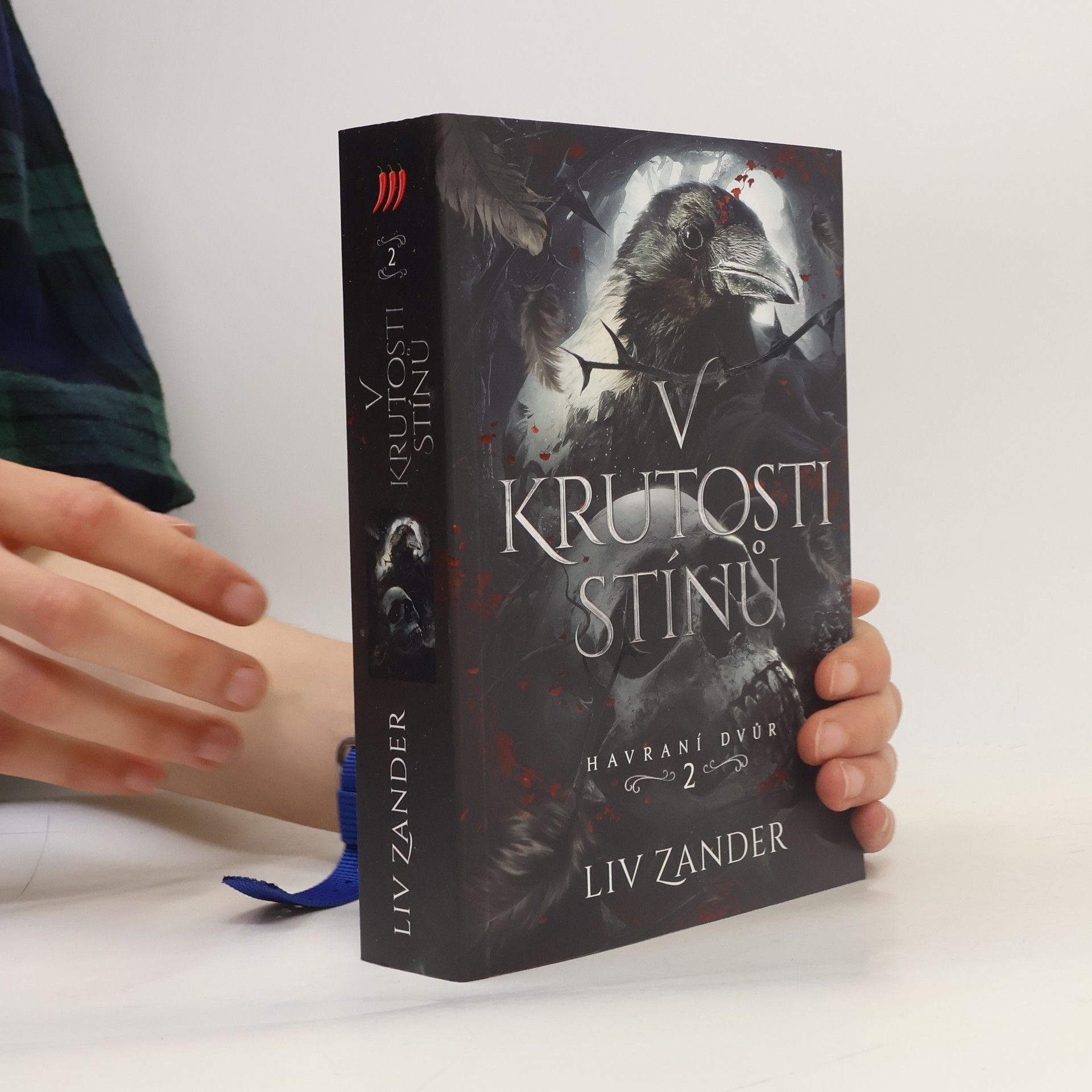 Liv Zander V krutosti stínů