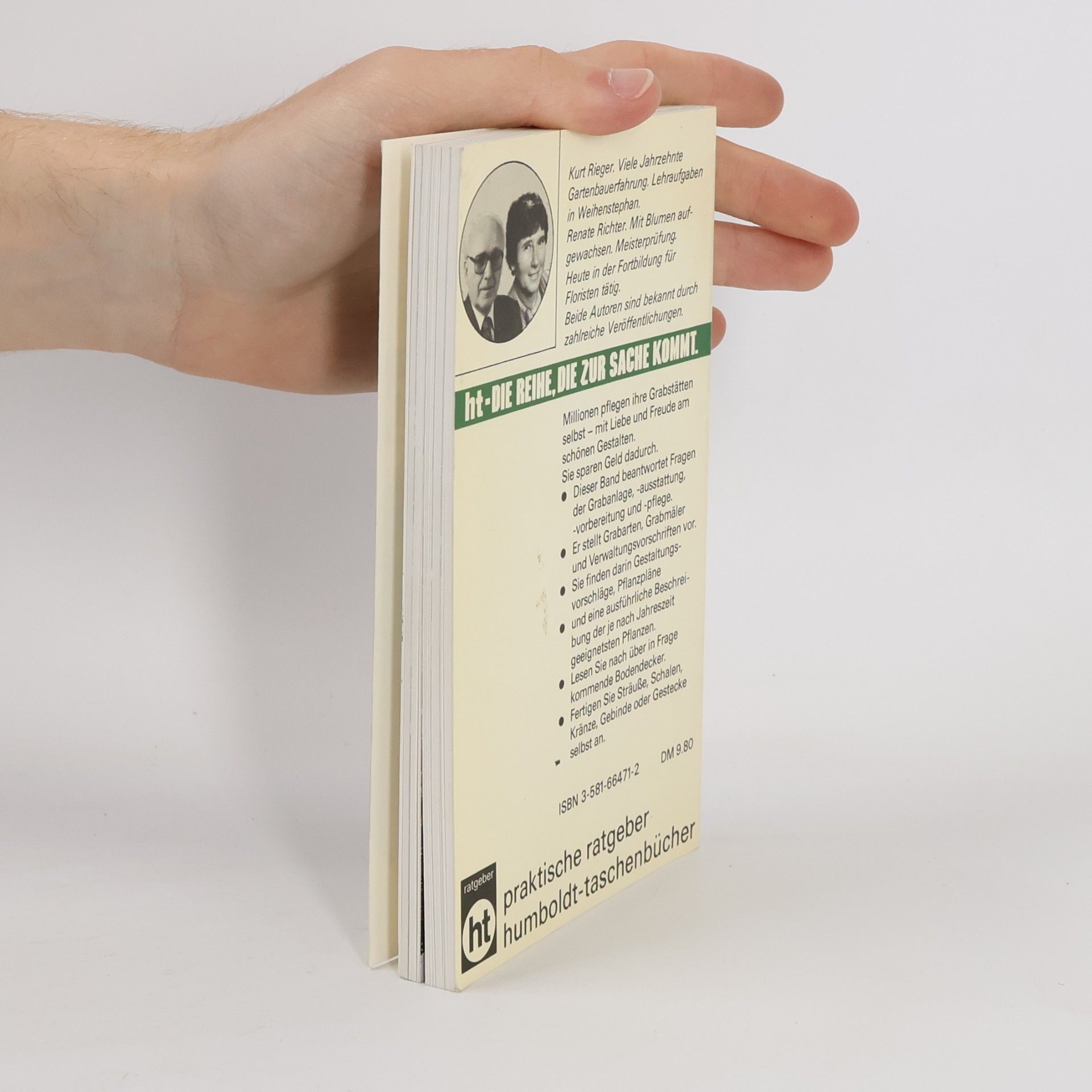 Autorenkollektiv Grabschmuck und -bepflanzung im Jahreslauf