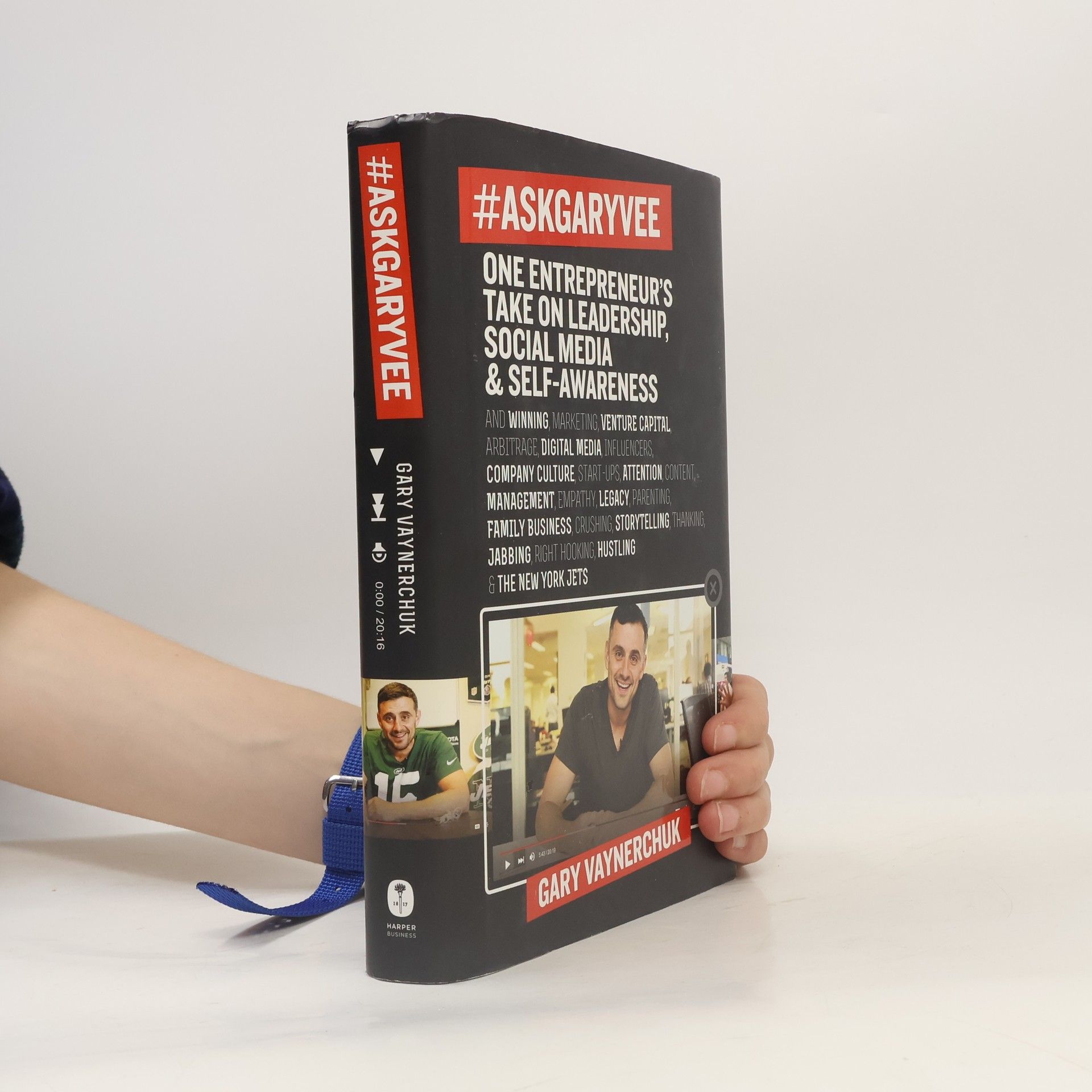 Gary Vaynerchuk #AskGaryVee : one entrepreneur's take on leadership, social media, & self-awareness