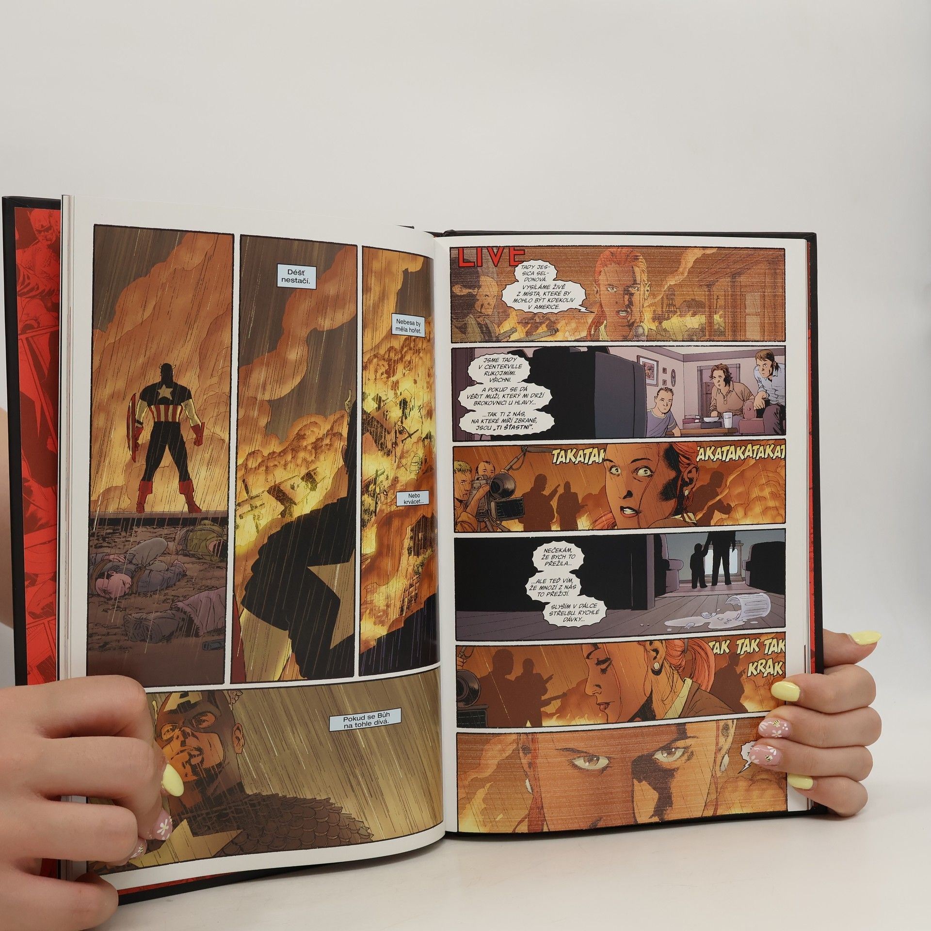 John Cassaday Ultimátní komixový komplet 14. Captain America. Nový úděl