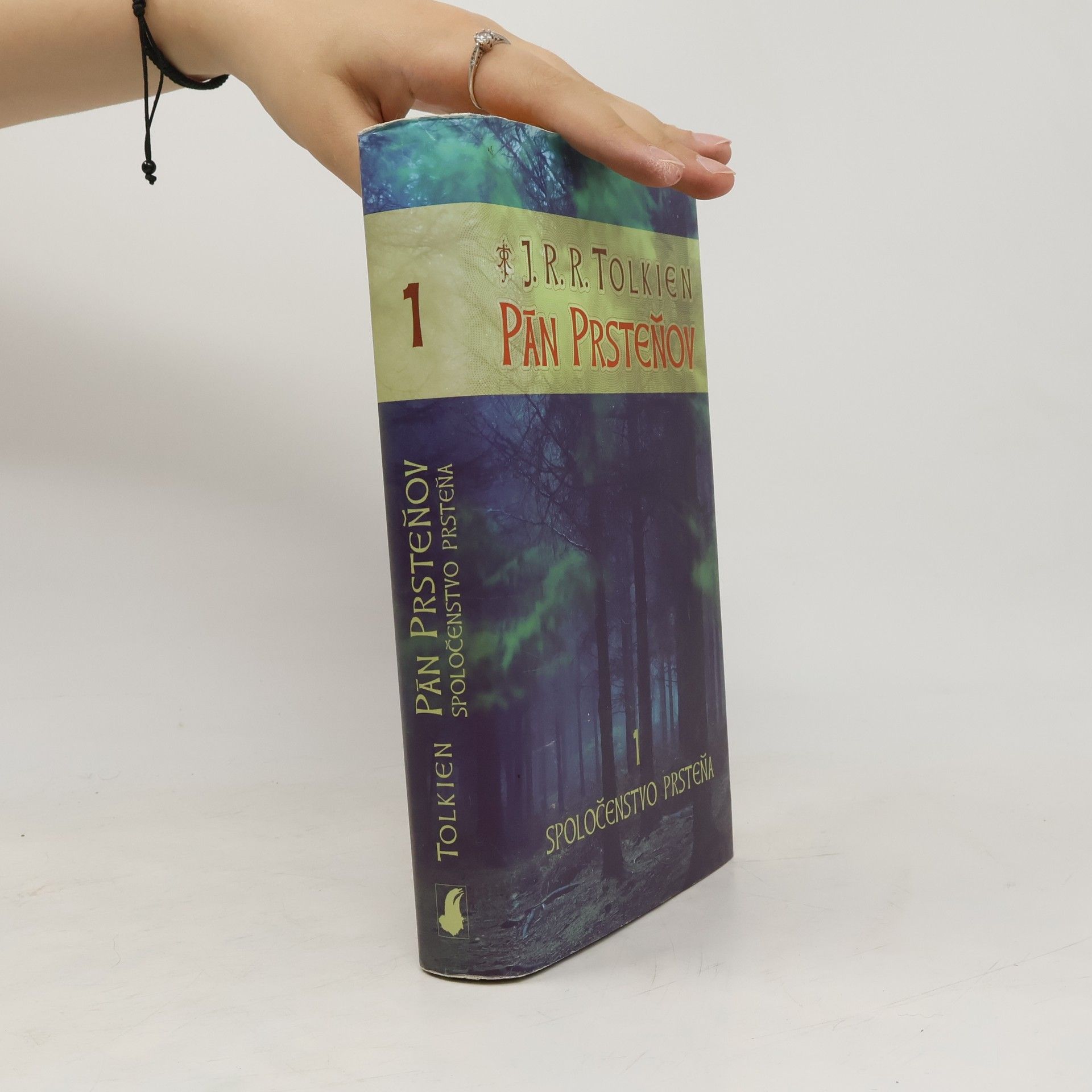 John Ronald Reuel Tolkien Pán prsteňov 1. Spoločenstvo prsteňa