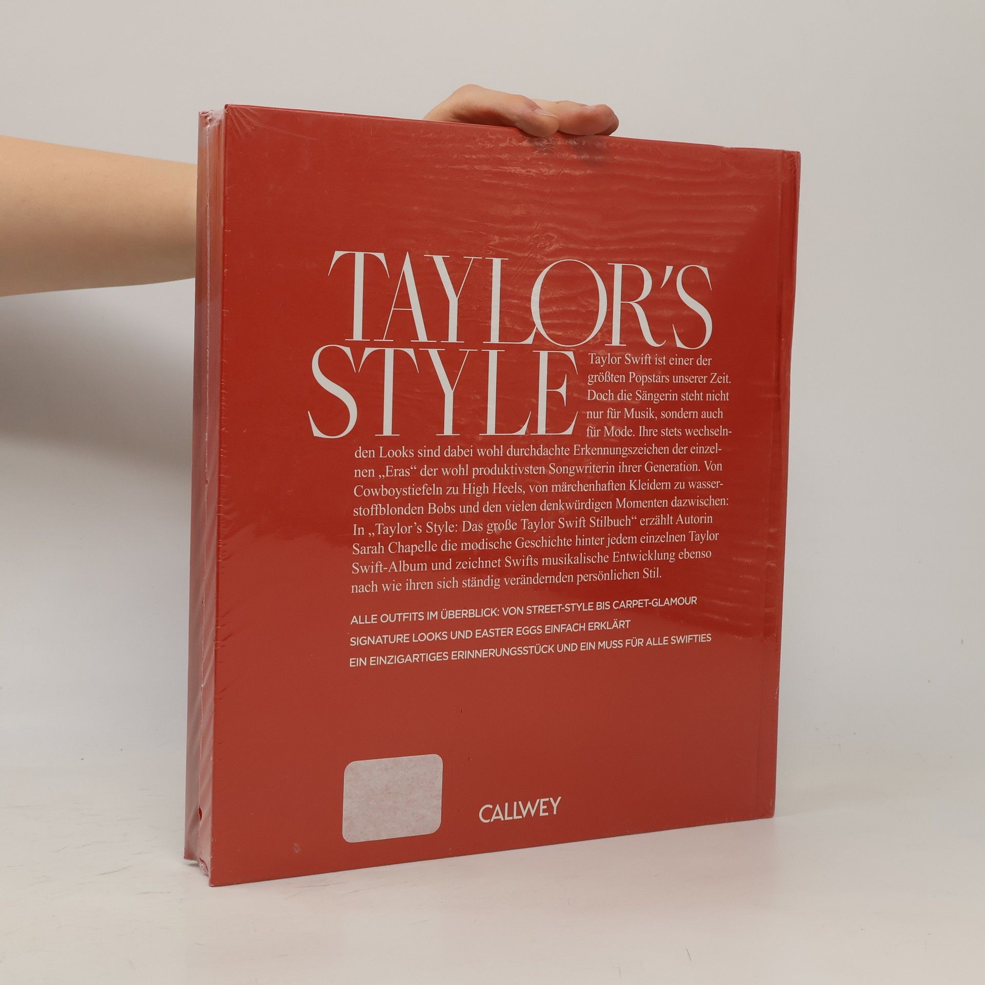 Sarah Chapelle Taylor's Style