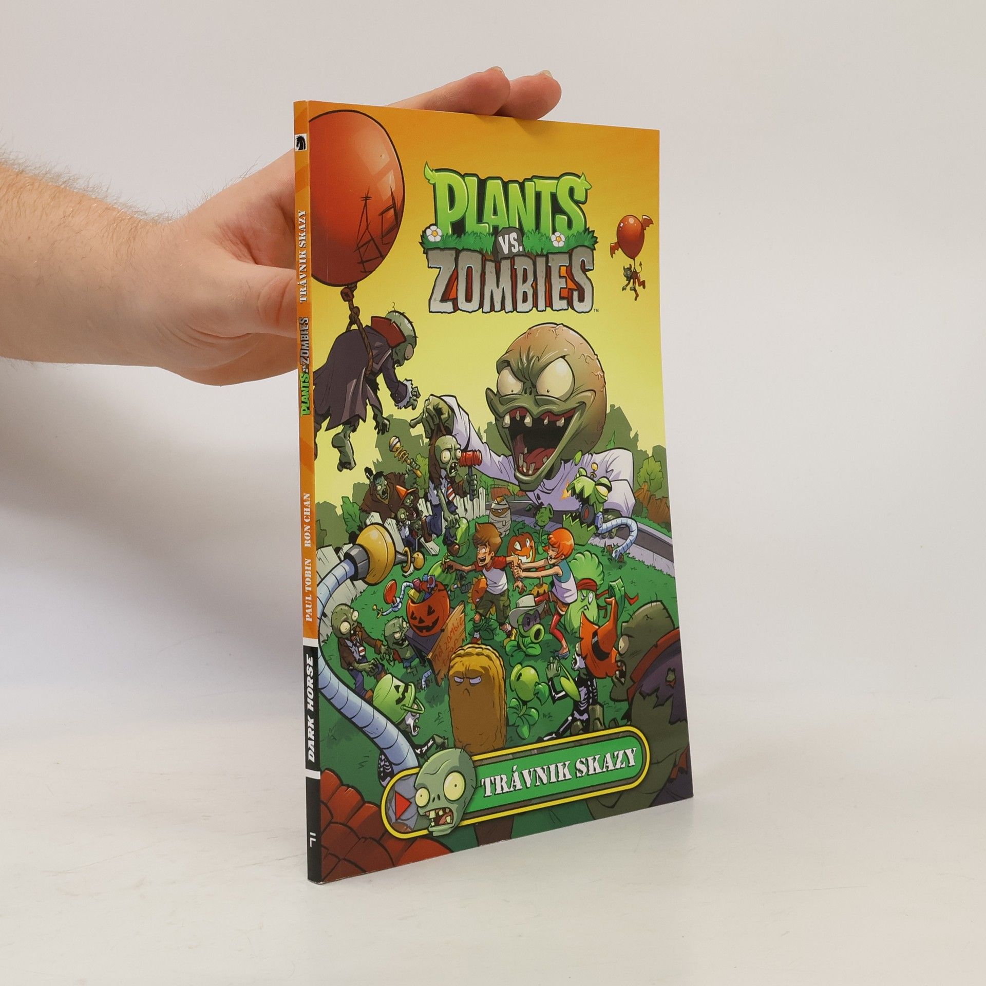 Plants vs. Zombies - Trávnik skazy