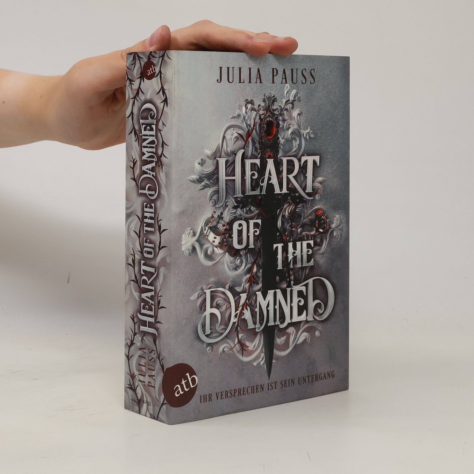 Julia Pauss Heart of the Damned – Ihr Versprechen ist sein Untergang