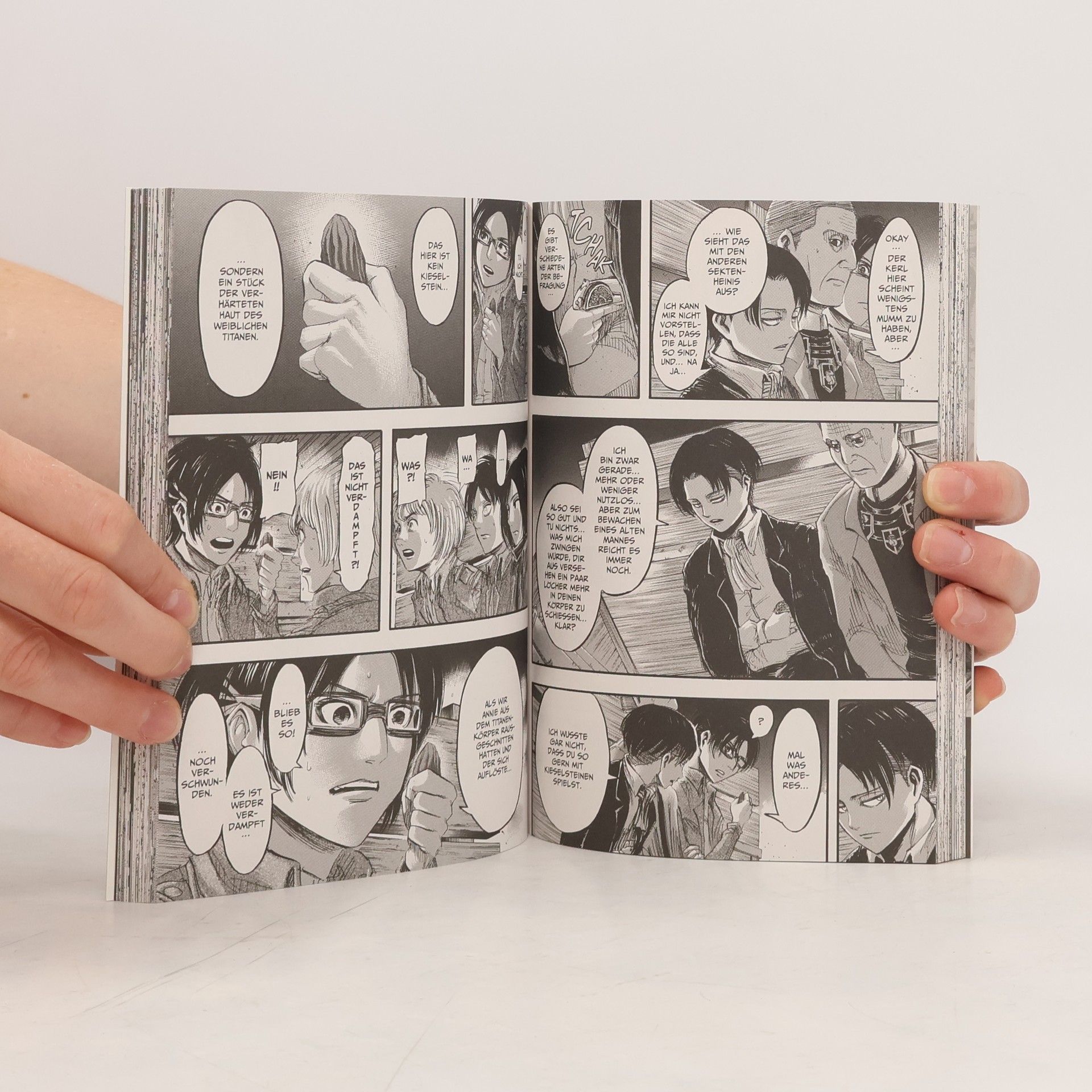 Hajime Isayama Attack on Titan 9
