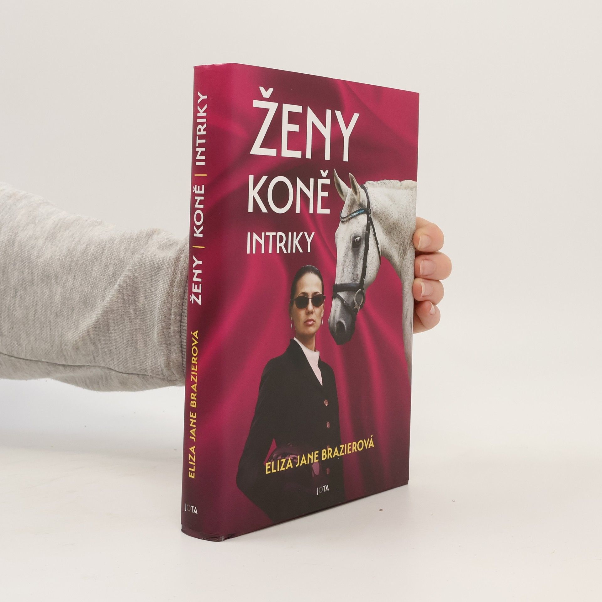 Eliza Jane Brazier Ženy, koně, intriky