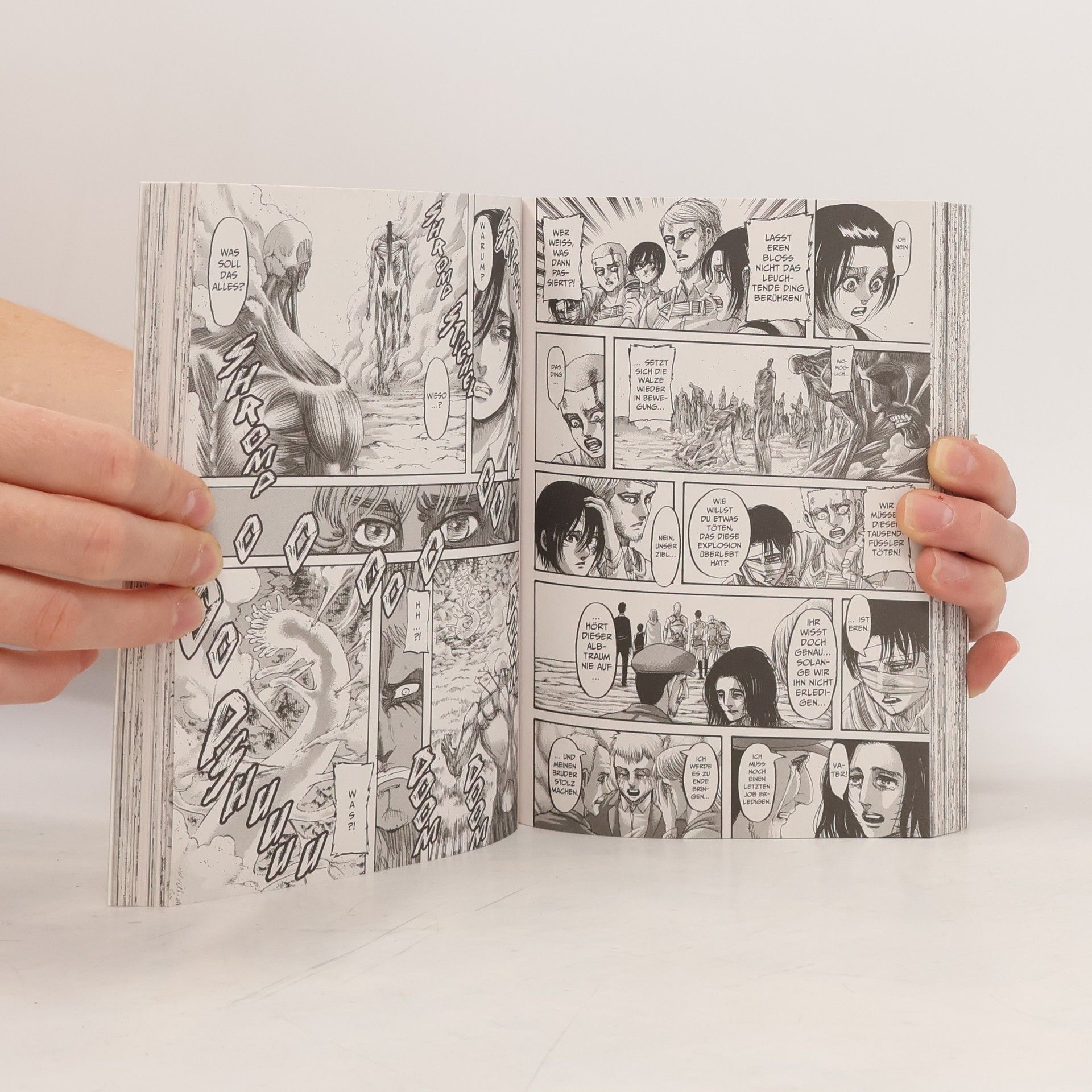 Hajime Isayama Attack on Titan 34