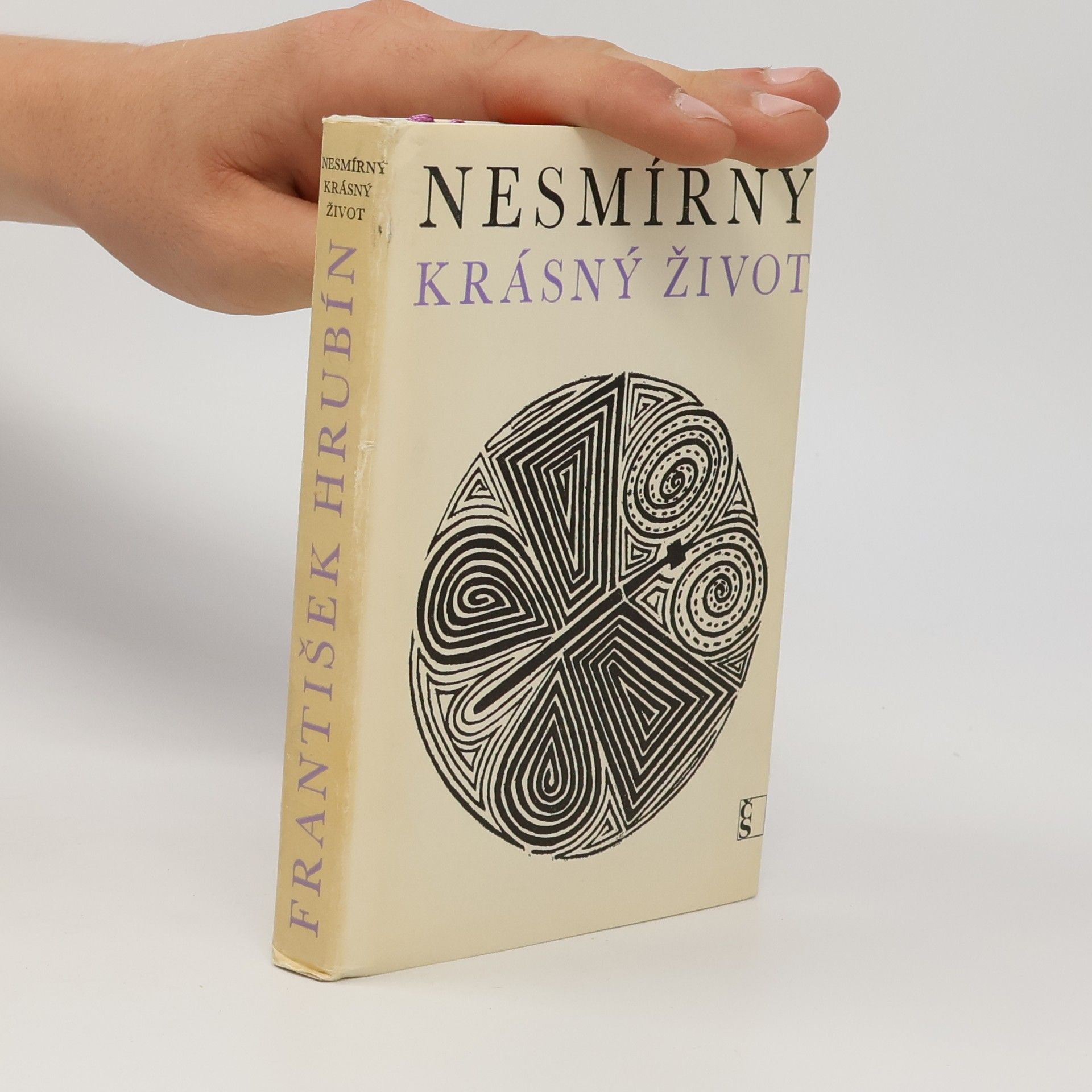 Nesmírný krásný život