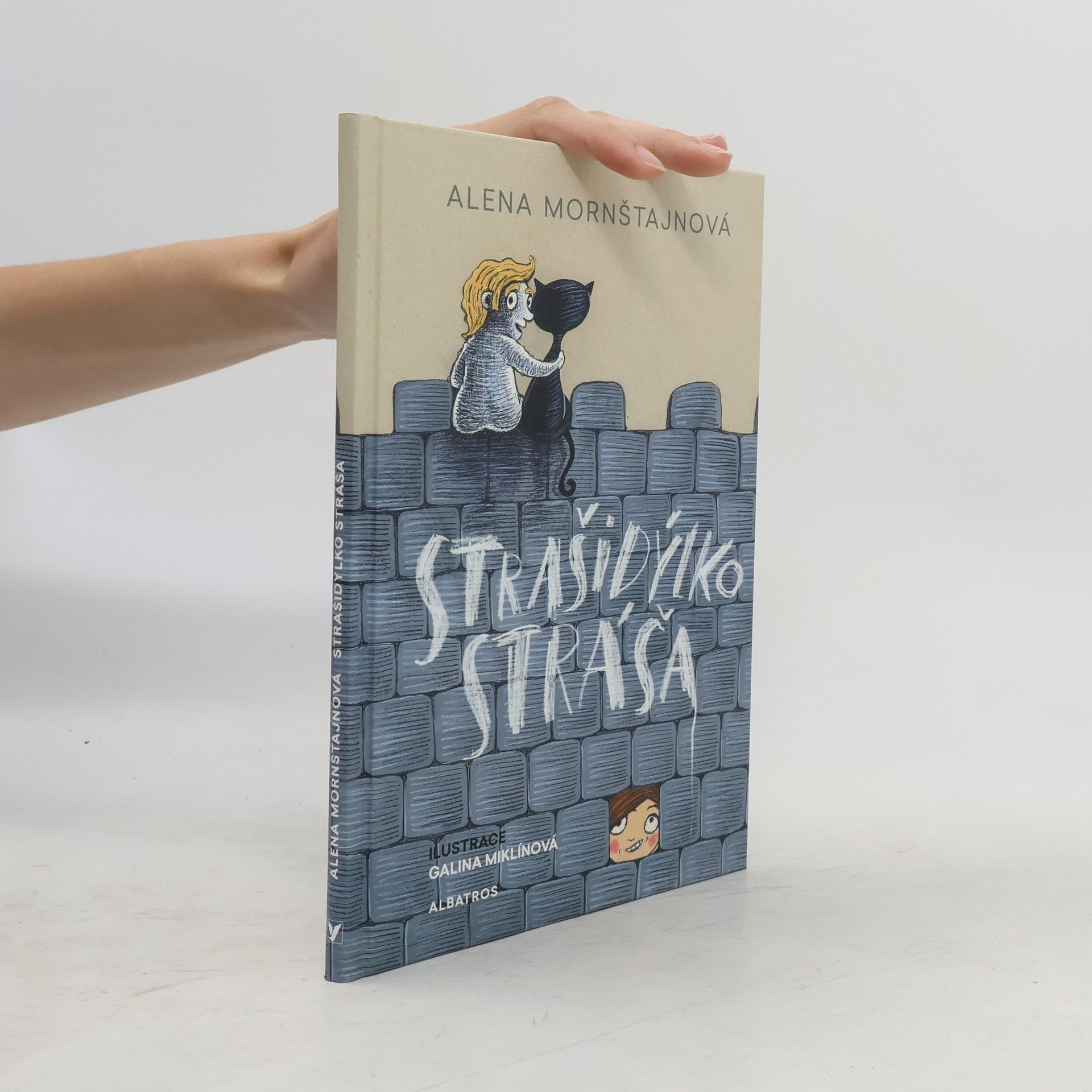 Alena Mornštajnová Strašidýlko Stráša