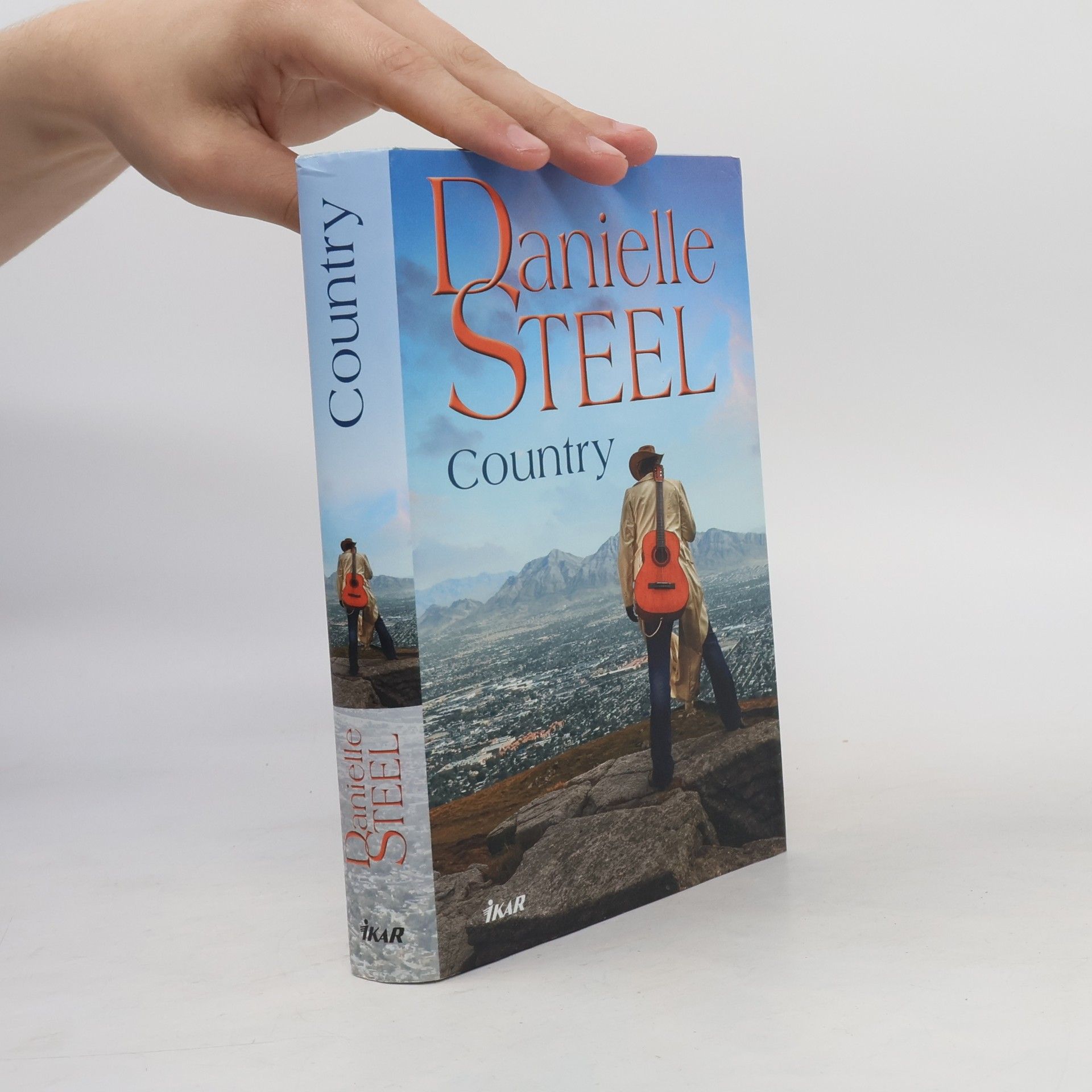 Danielle Steel Country