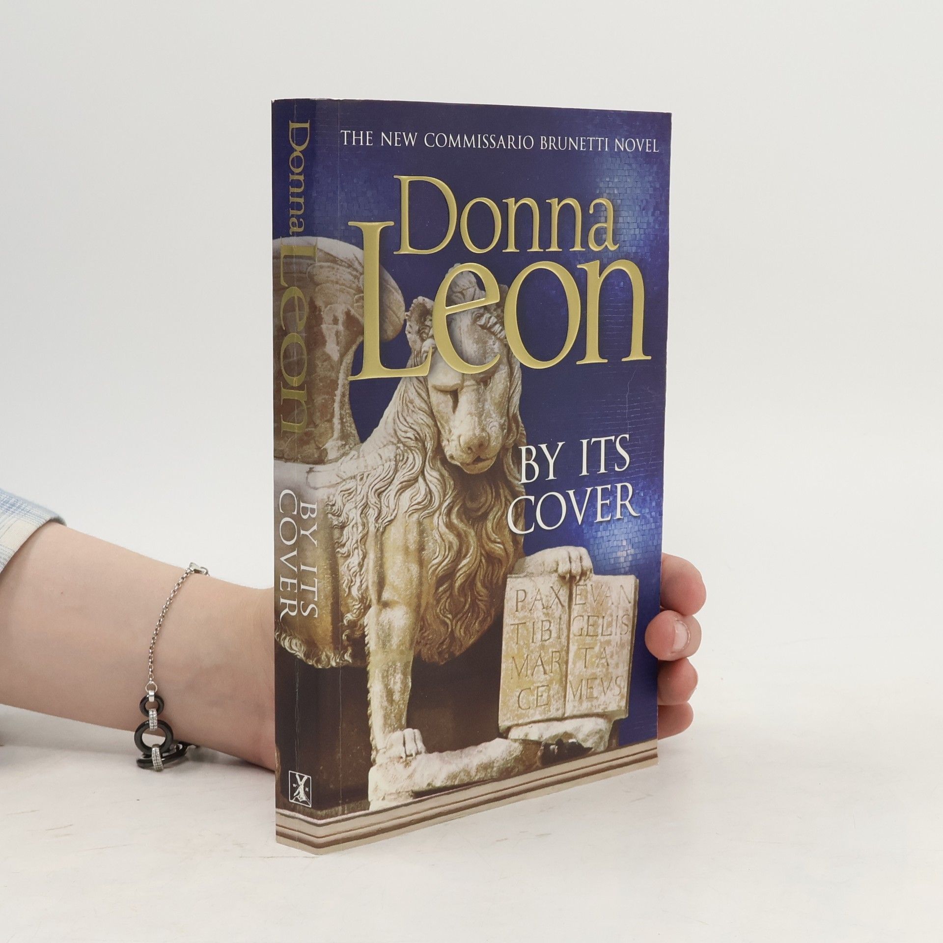 Donna Leon By Its Cover