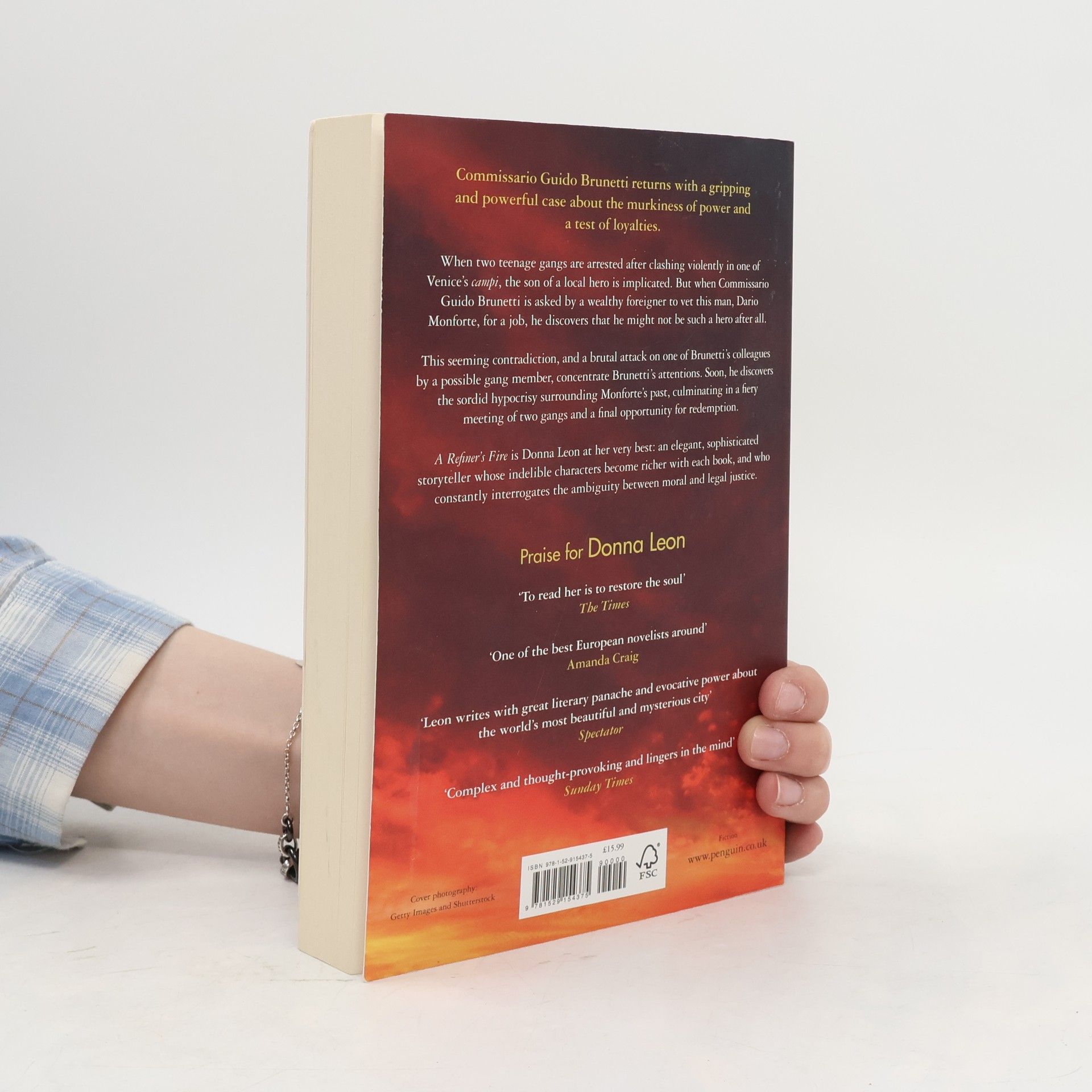 Donna Leon A Refiner's Fire
