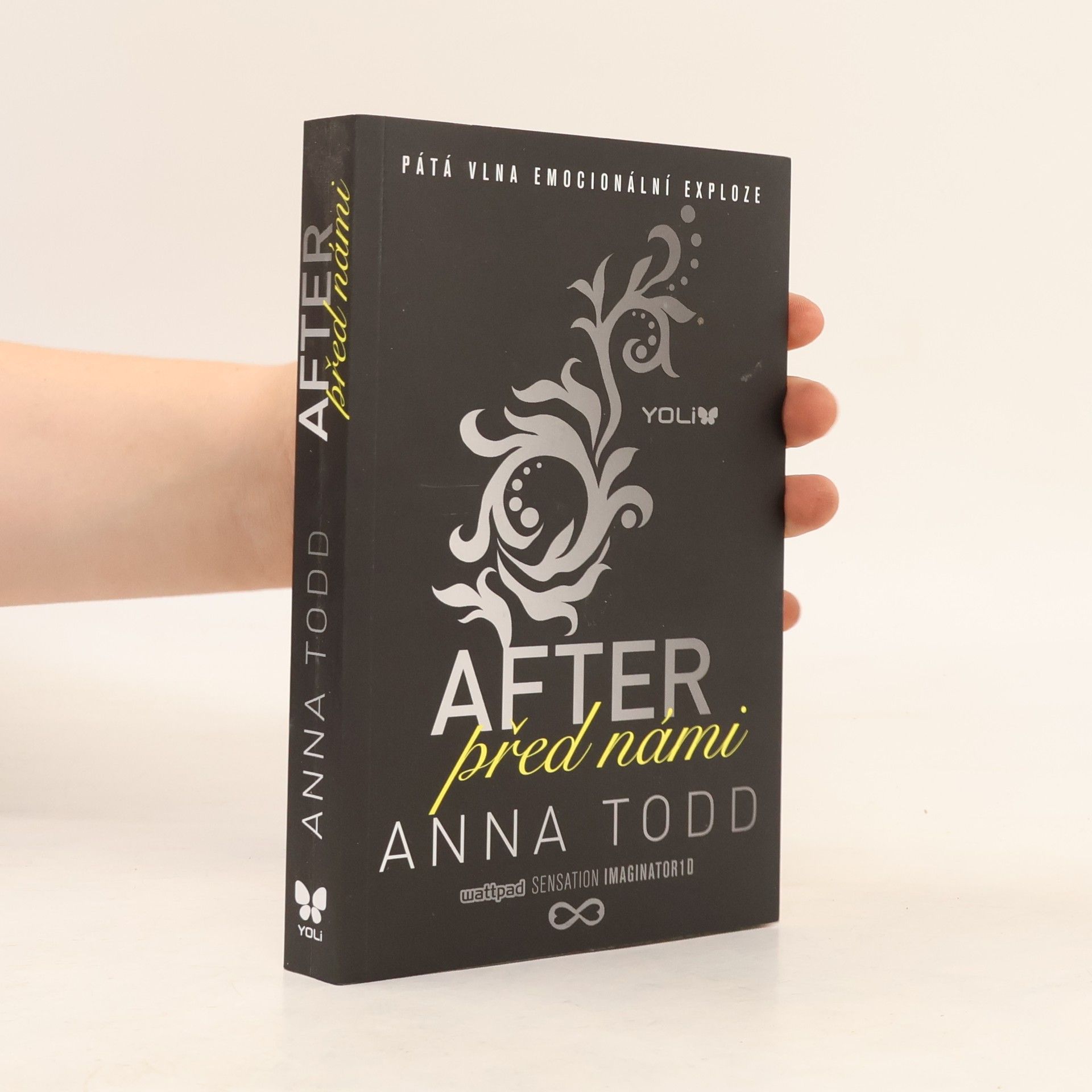 Anna Todd After 5. Před námi