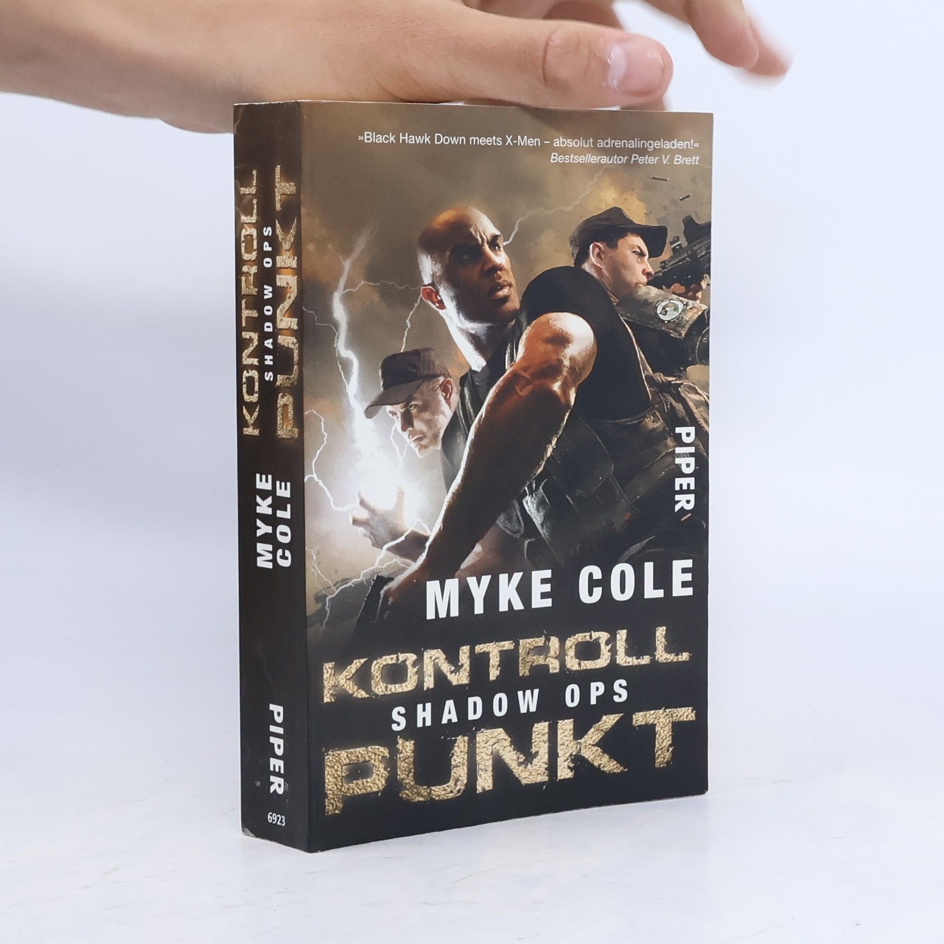 Myke Cole Kontroll punkt - Shadow Ops