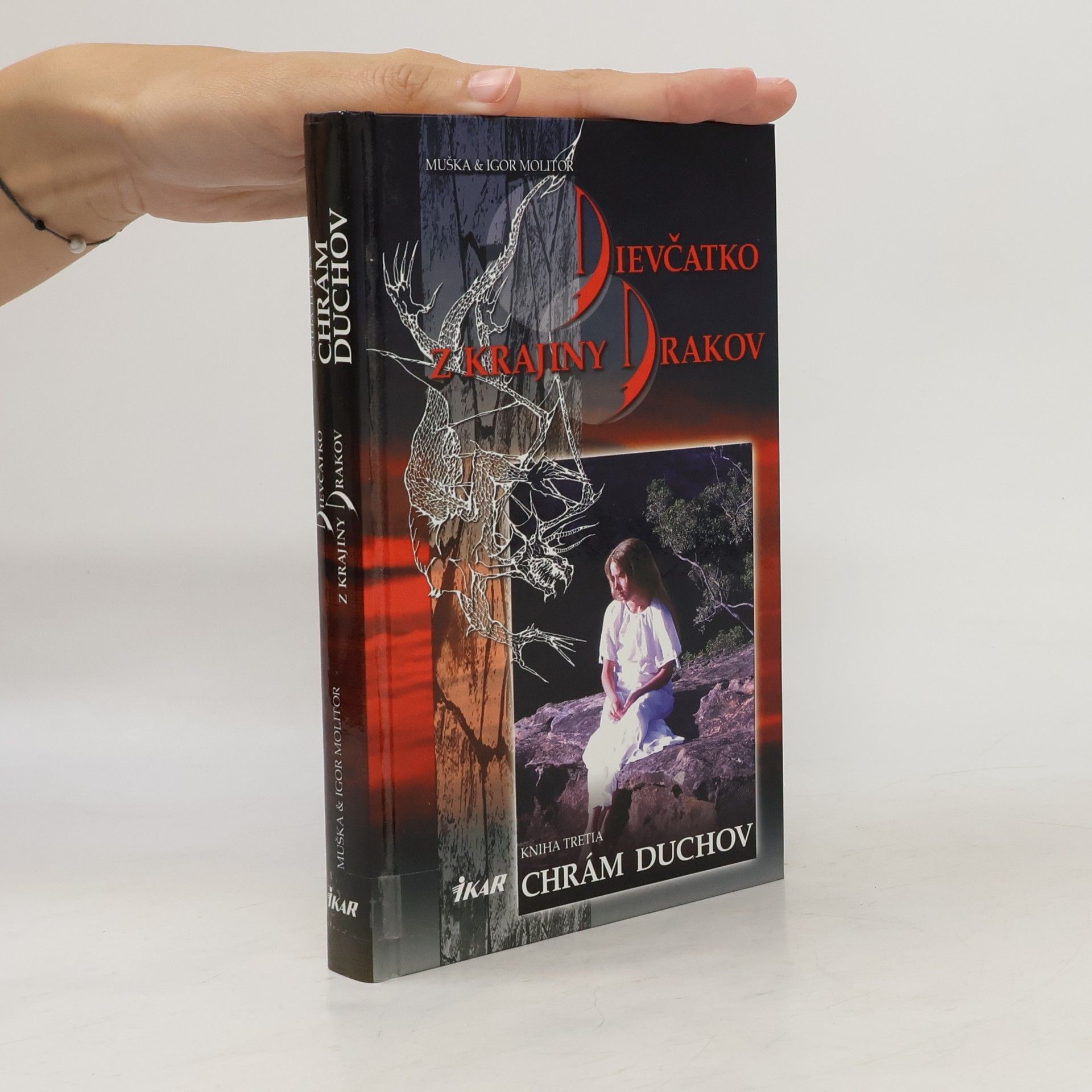Muška Molitor Dievčatko z krajiny drakov 3. - Chrám duchov