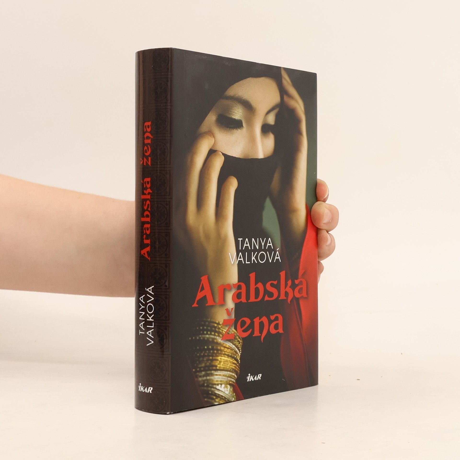 Tanya Valková Arabská žena