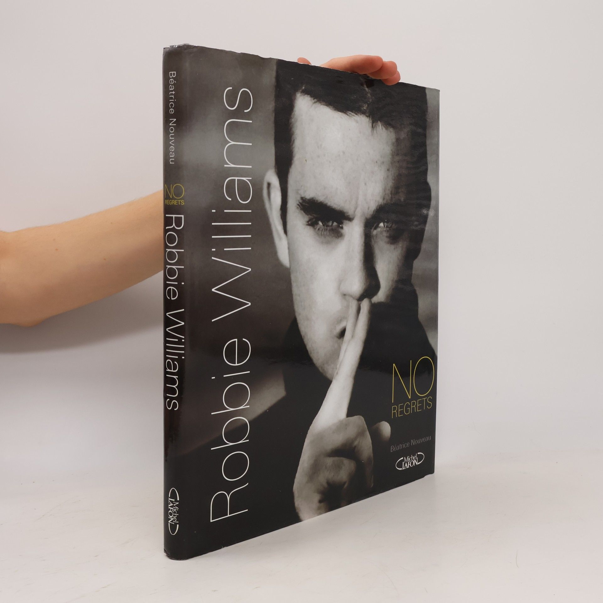 Béatrice Nouveau Robbie Williams