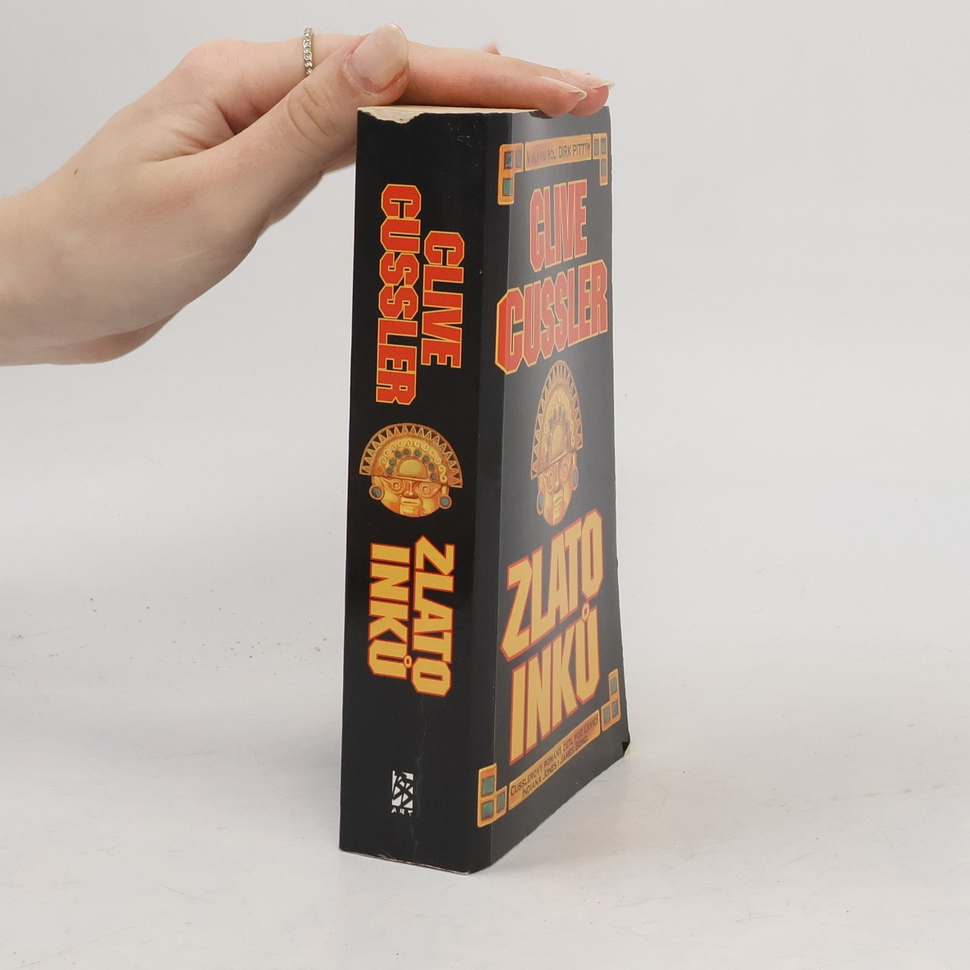 Clive Cussler Zlato Inků. Dobrodružství Dirka Pitta