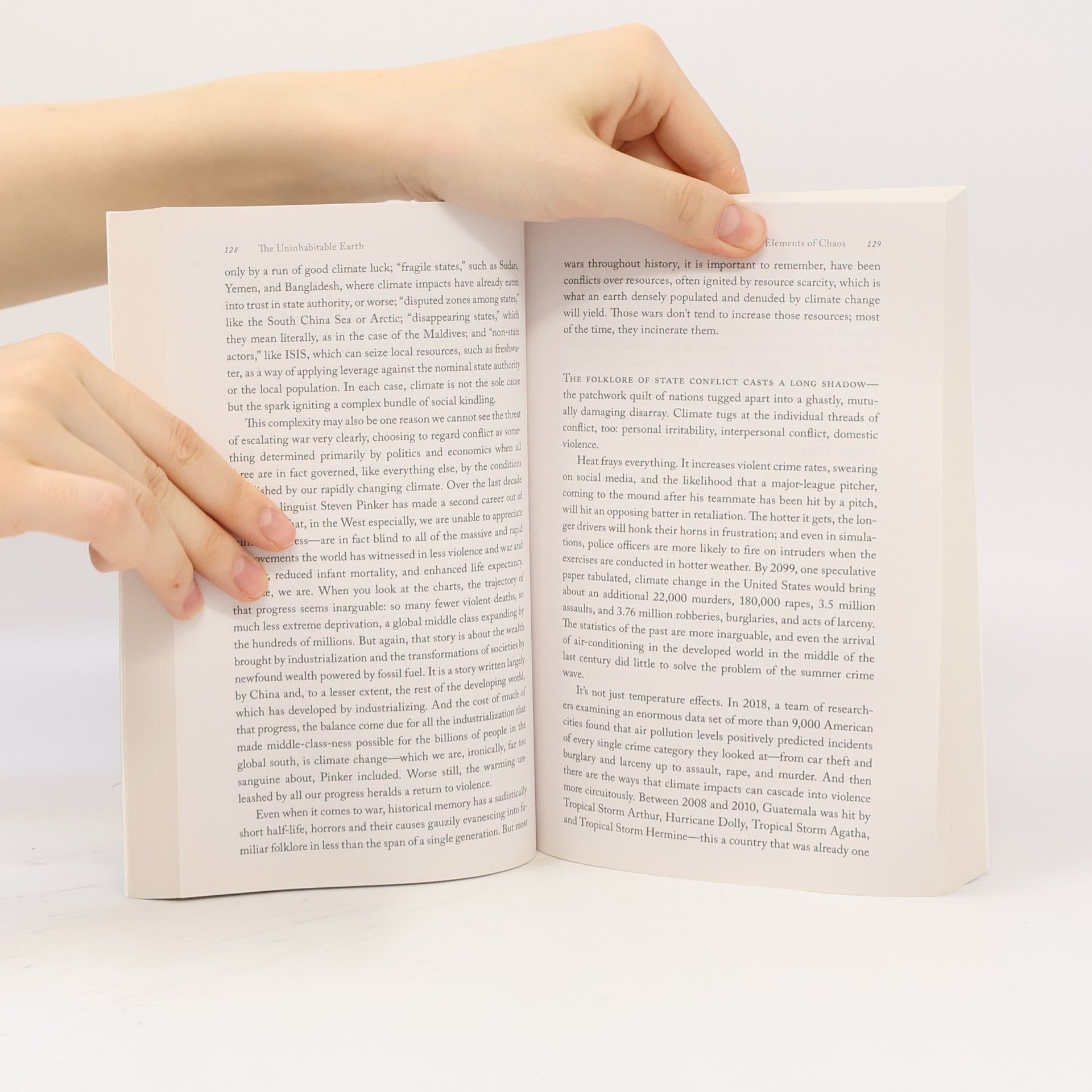 David Wallace-Wells The uninhabitable Earth: a story of the future
