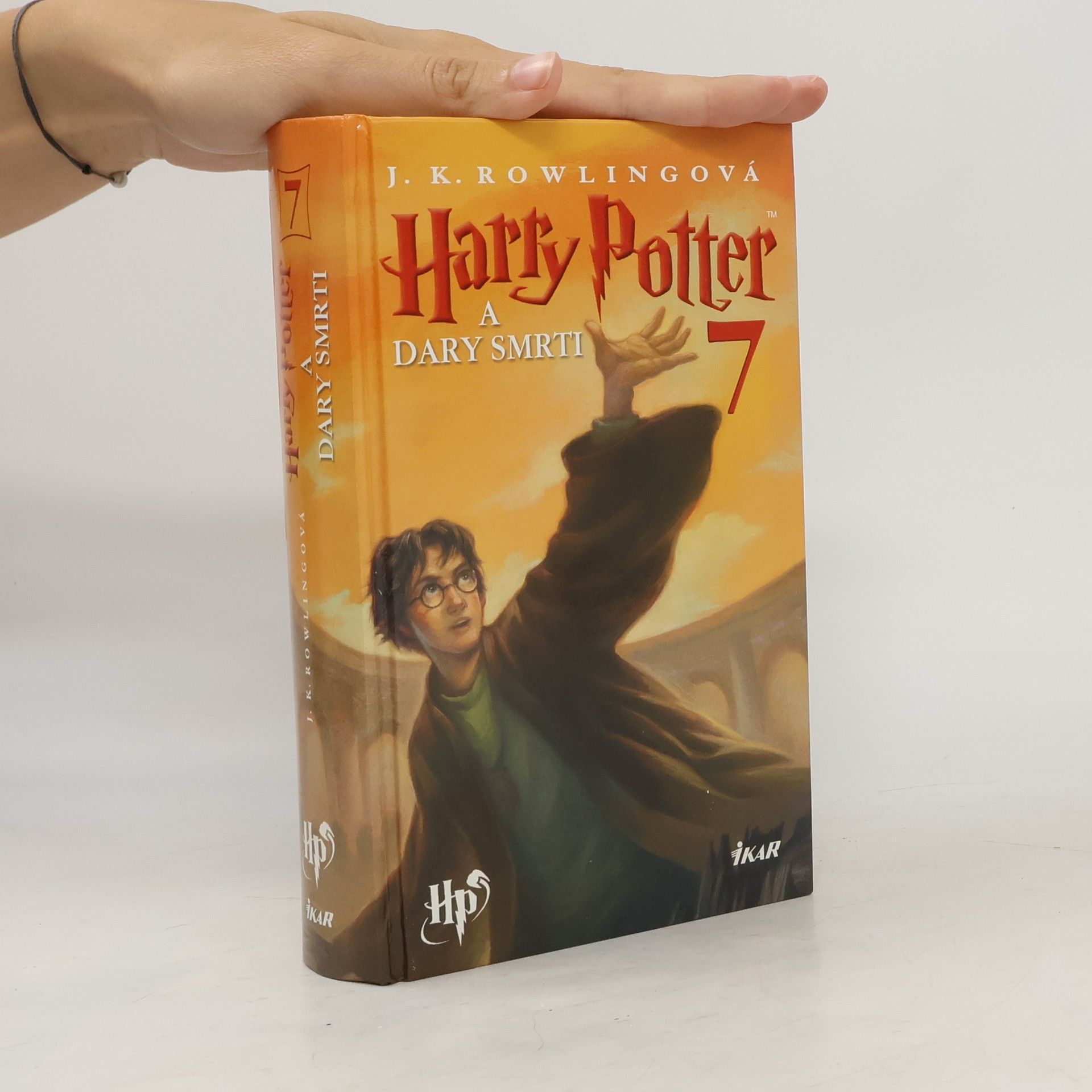 J. K. Rowling Harry Potter a dary smrti
