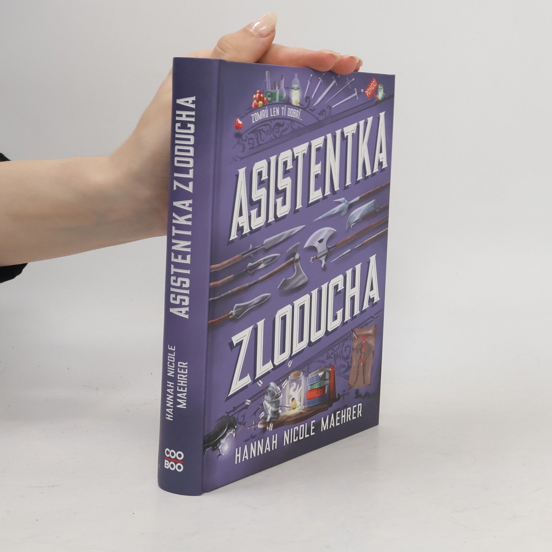 Hannah Nicole Maehrer Asistentka Zloducha