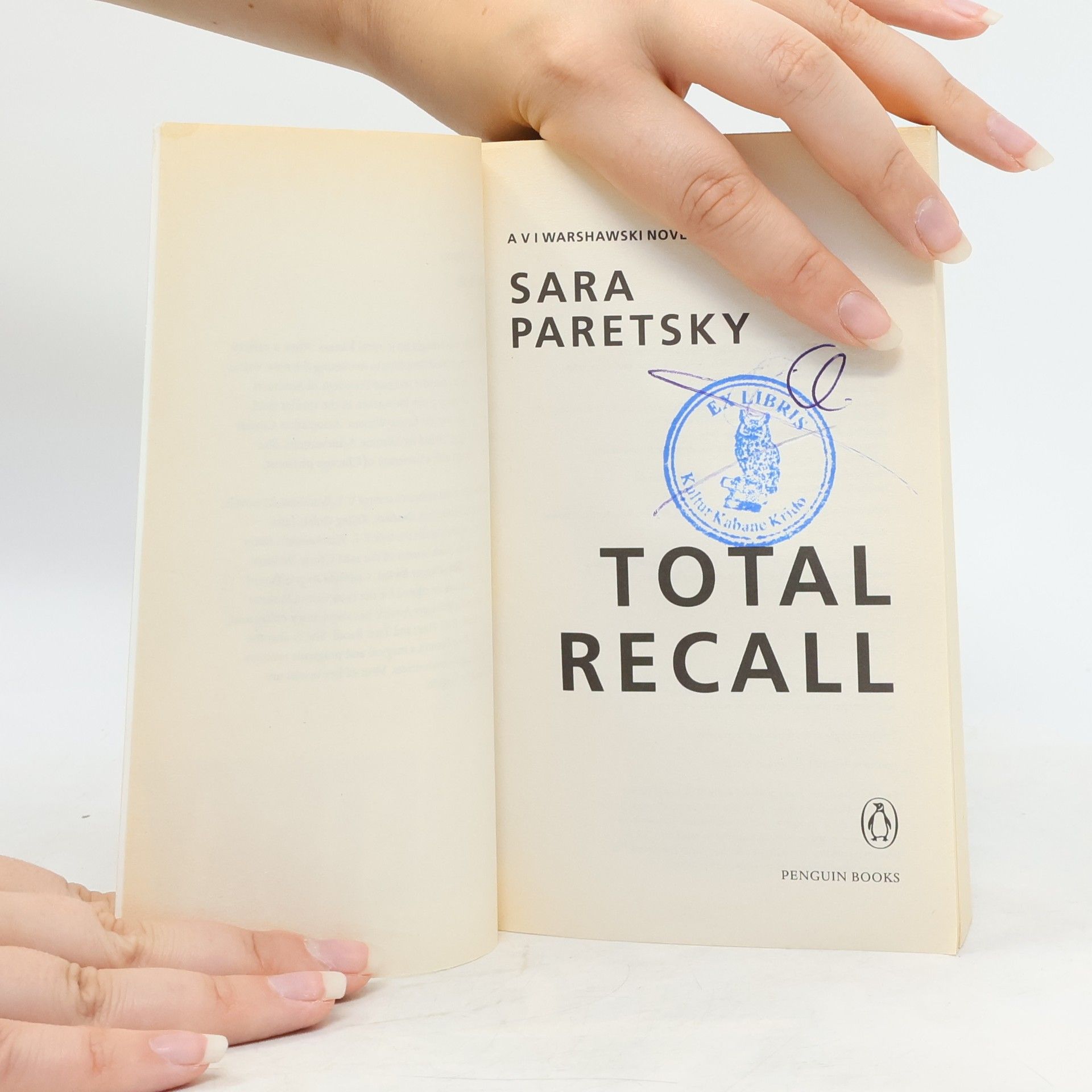 Sara Paretsky Total Recall