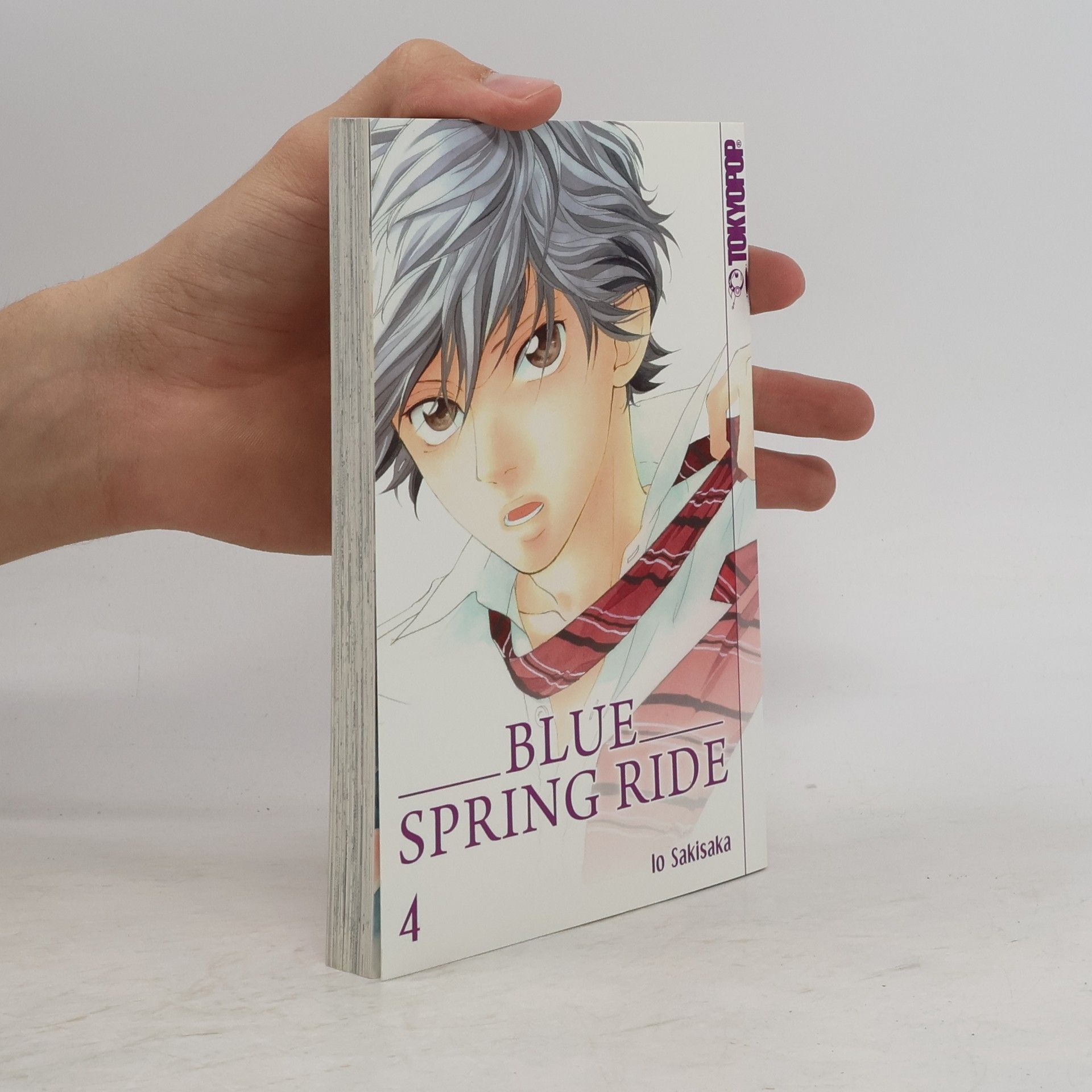 Io Sakisaka Blue spring ride 4