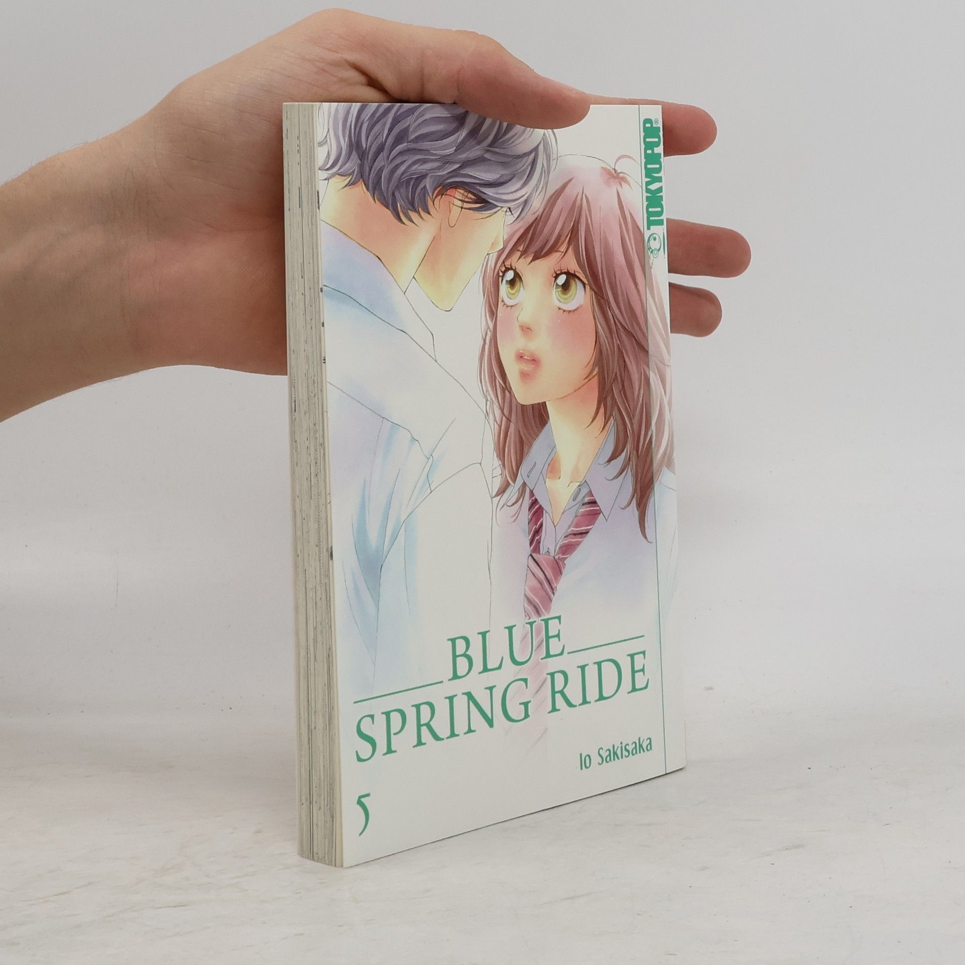Io Sakisaka Blue spring ride 5