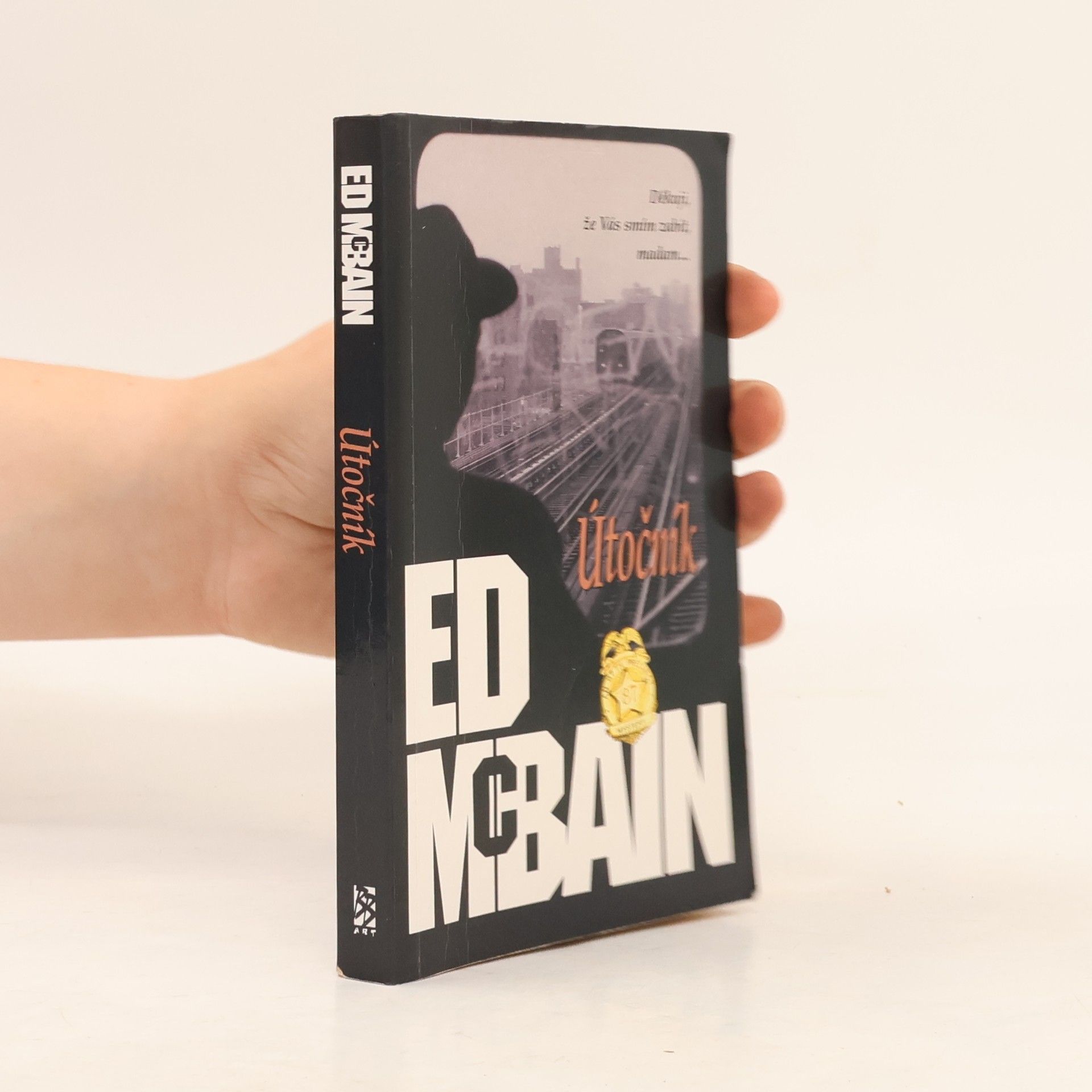 Ed McBain Útočník. Román z 87. revíru