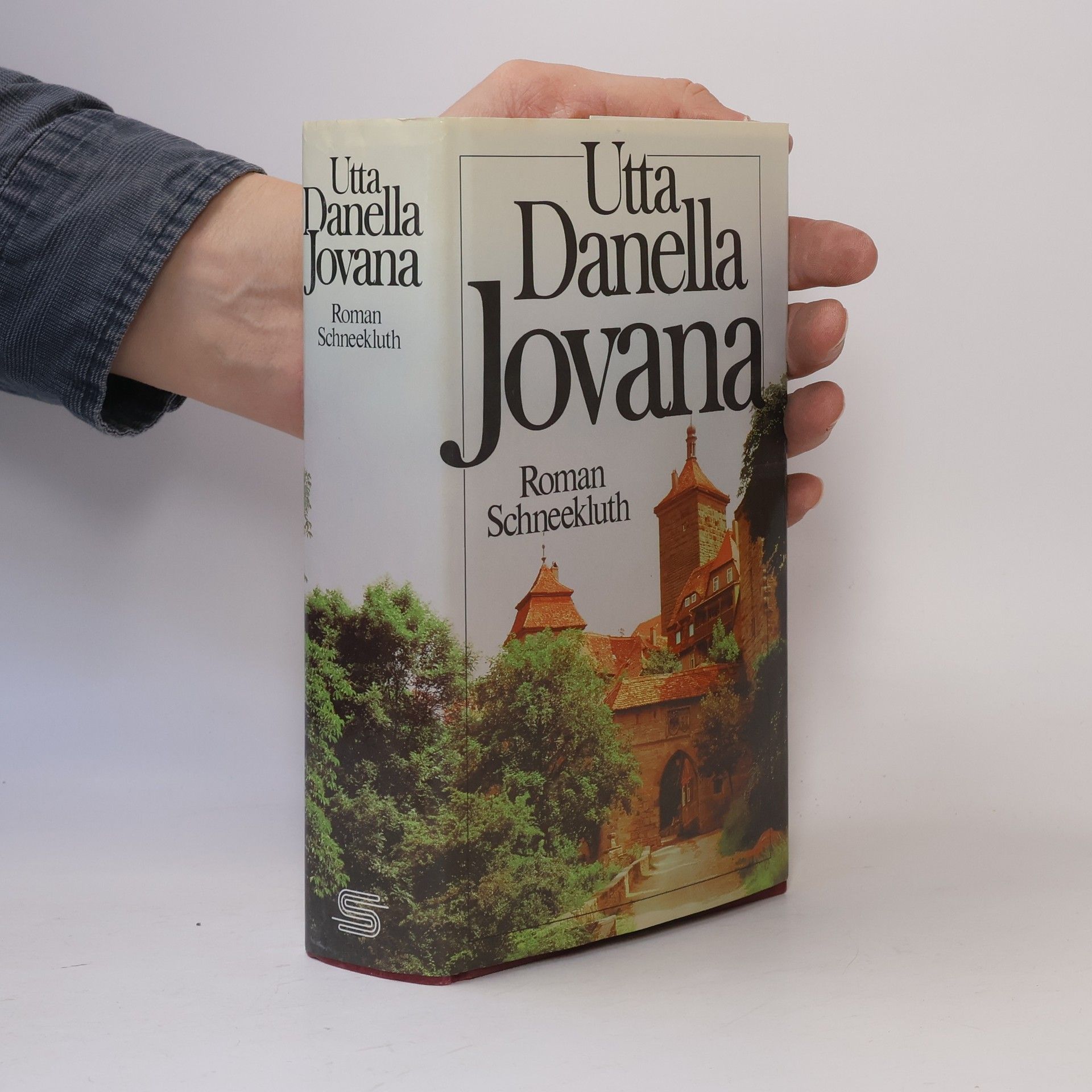 Utta Danella Jovana