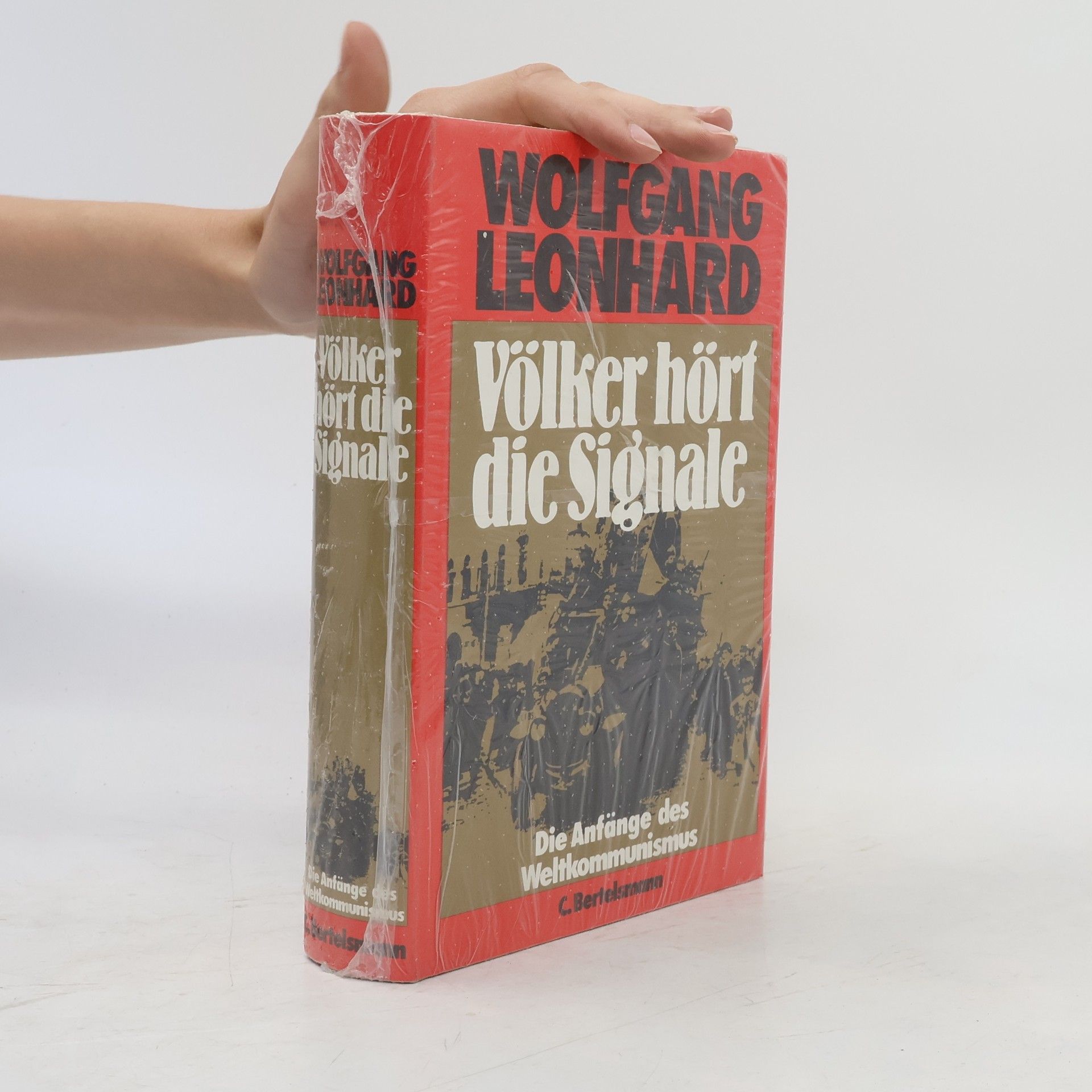 Wolfgang Leonhard Völker hört die Signale
