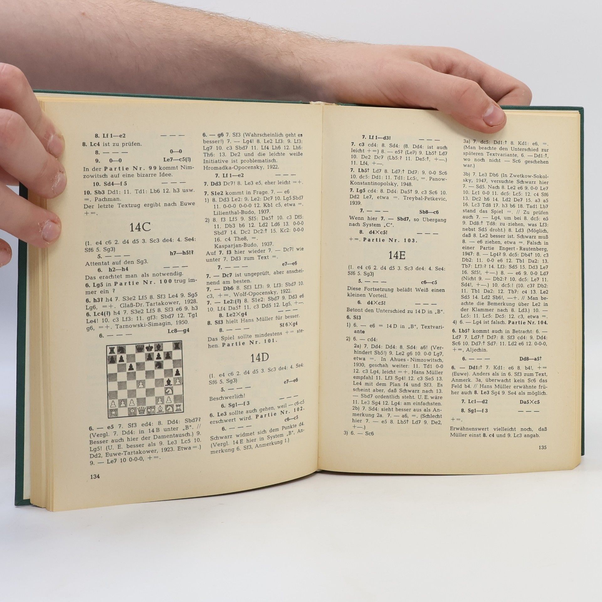 Rolf Schwarz Handbuch der Schach-Eroffnungen