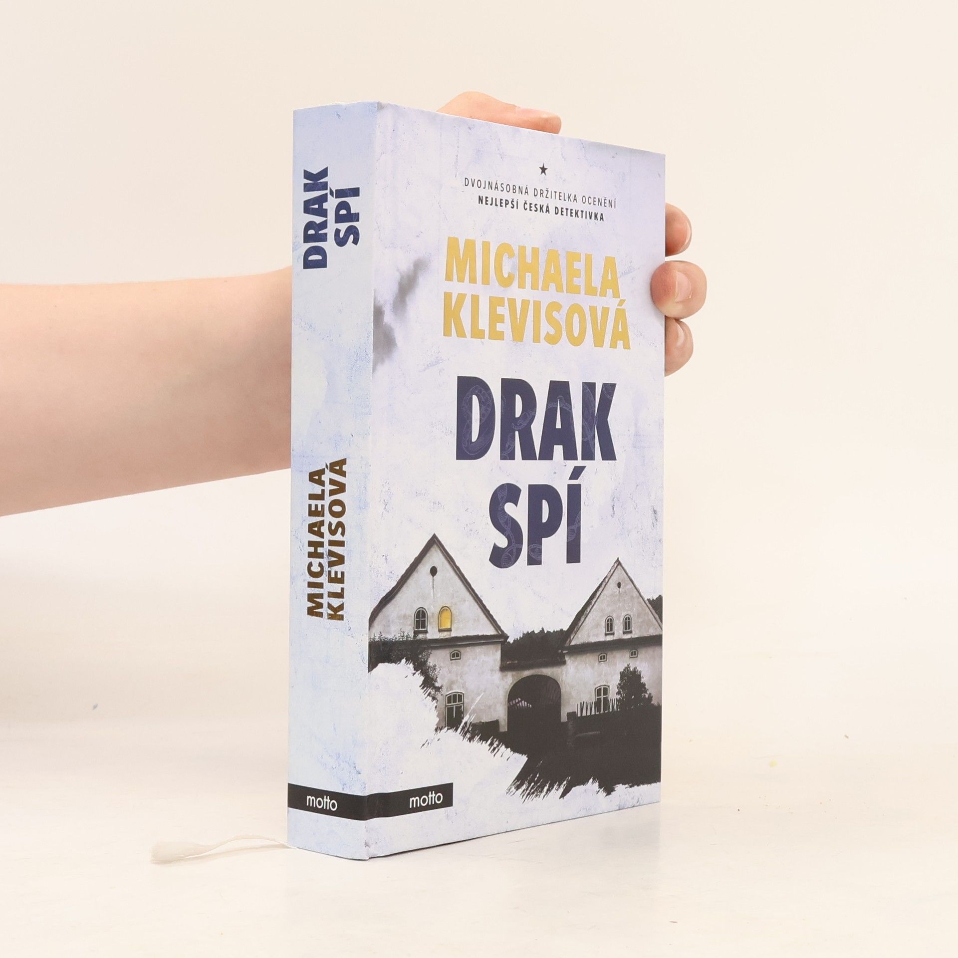 Drak spí