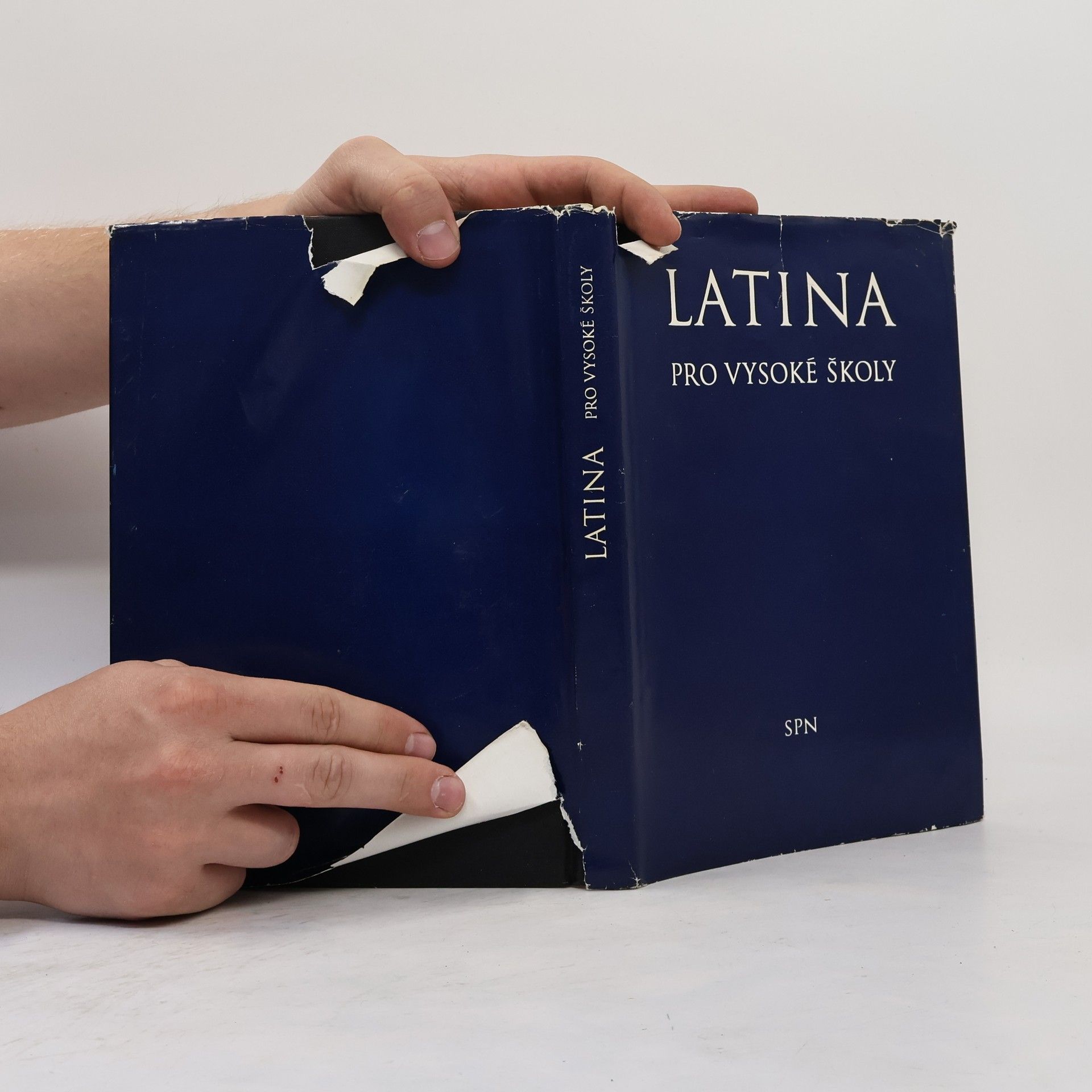 AA.VV. Latina pro vysoké školy