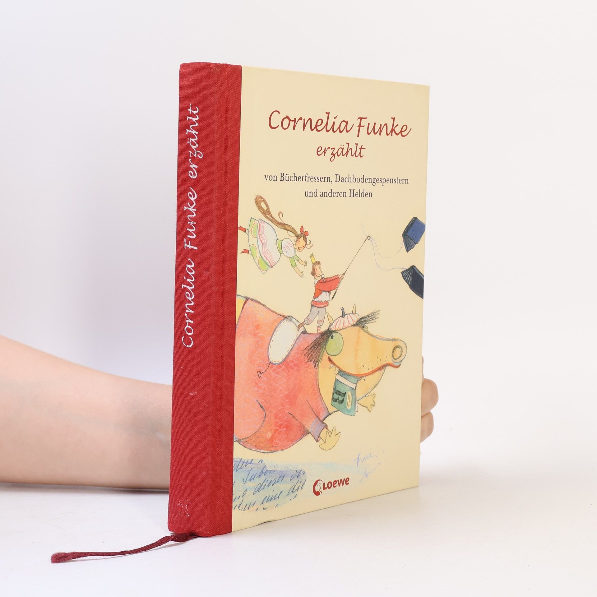 Cornelia Funkeová Cornelia Funke erzählt von Bücherfressern, Dachbodengespenstern und anderen Helden
