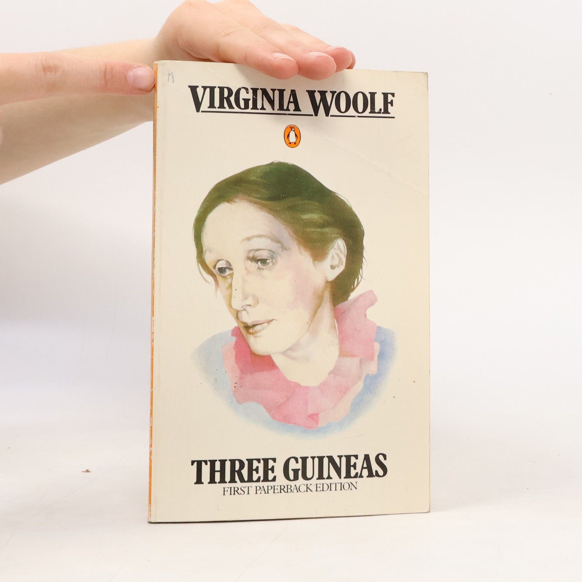 Virginia Woolfová Three Guineas - First Paperback Edition