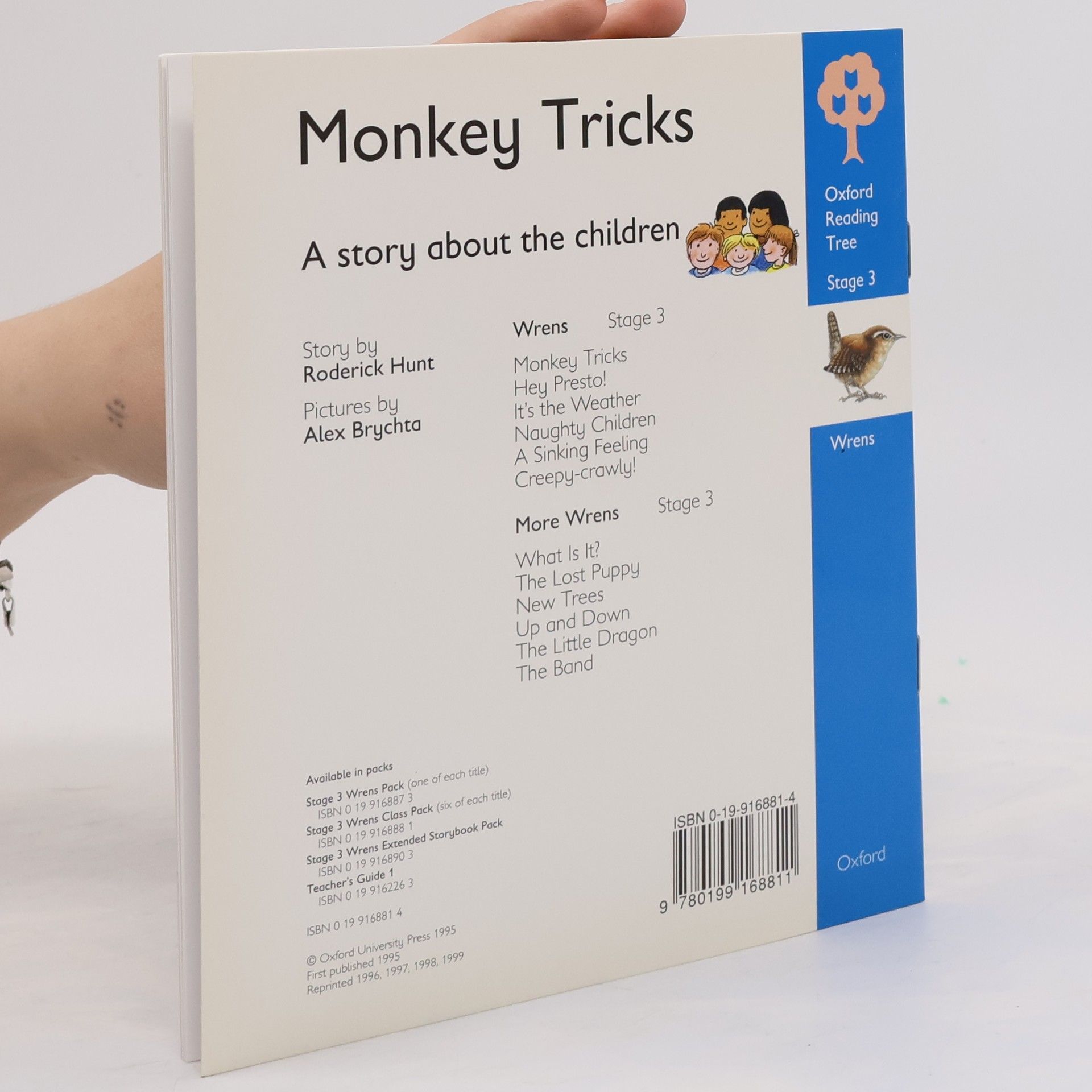 Roderick Hunt Wrens Storybooks: Monkey Tricks