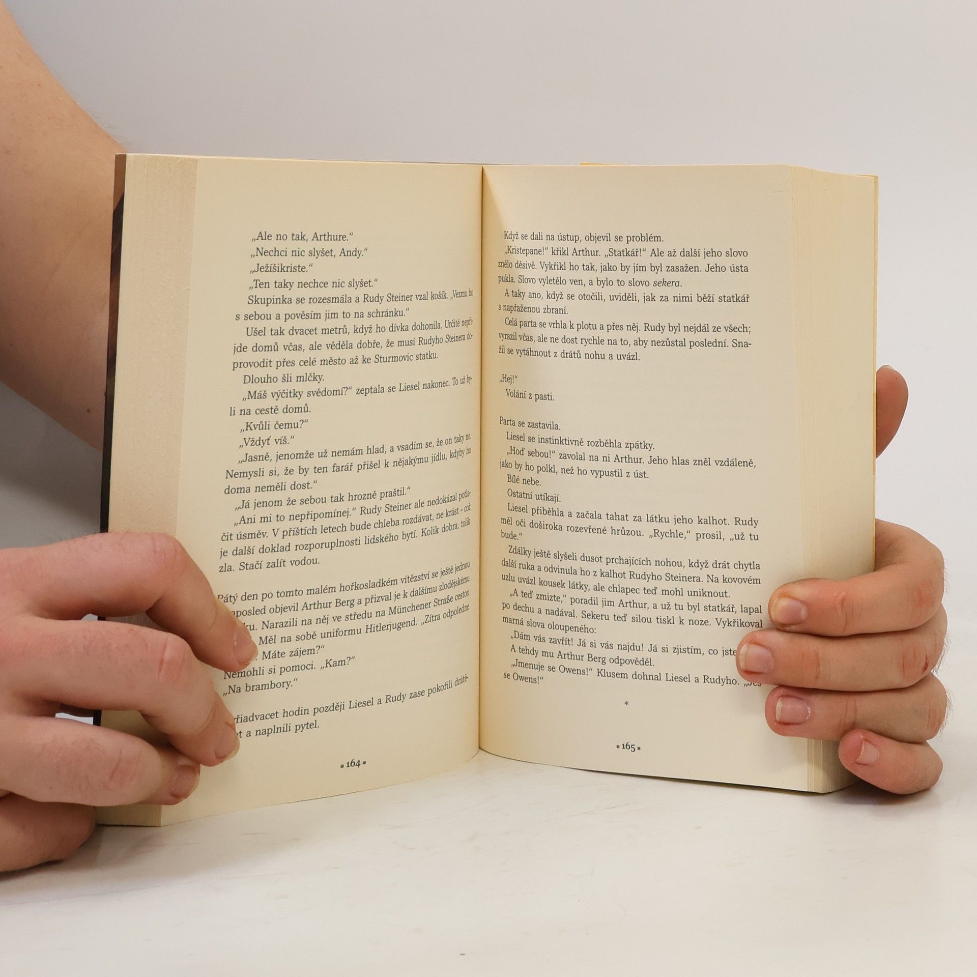 Markus Zusak Zlodějka knih