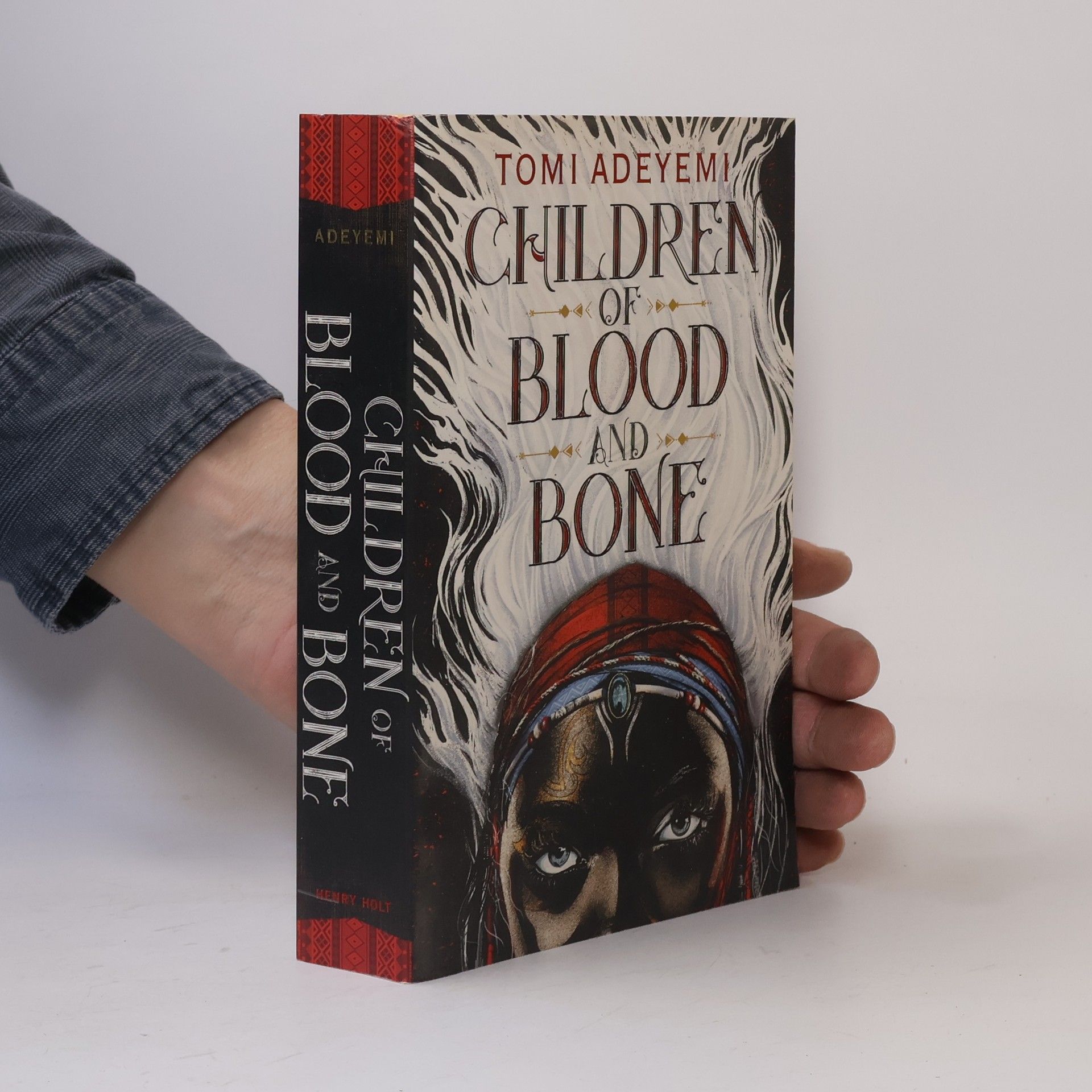 Tomi Adeyemi Children of Blood and Bone