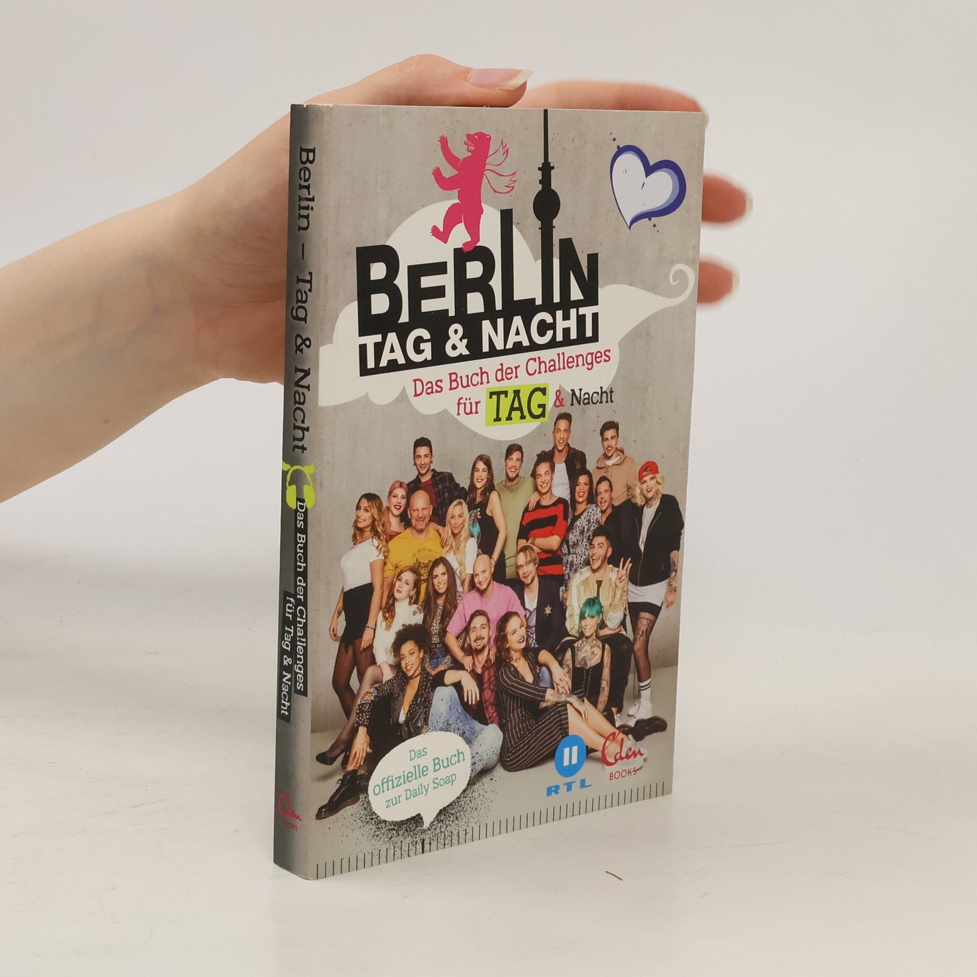 Annika Schwiesow Berlin - Tag & Nacht