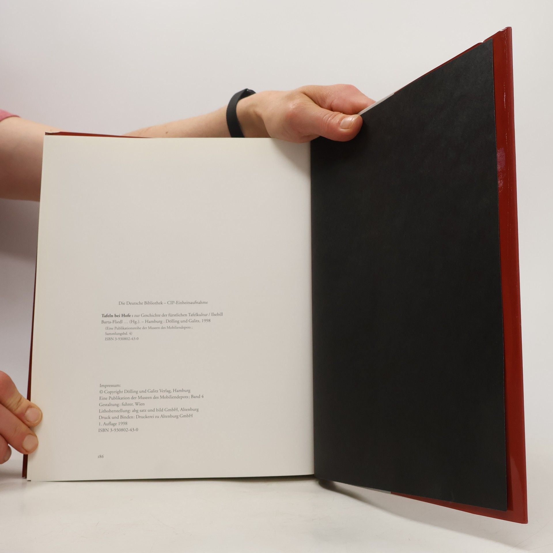 Ilsebill Barta-Fliedl Eine Publikationsreihe M MD der Museen des Mobiliendepots: Tafeln bei Hofe