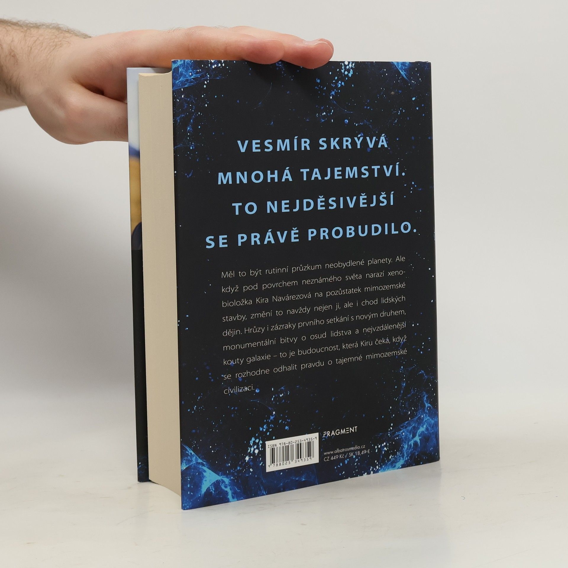 Christopher Paolini Spát v moři hvězd
