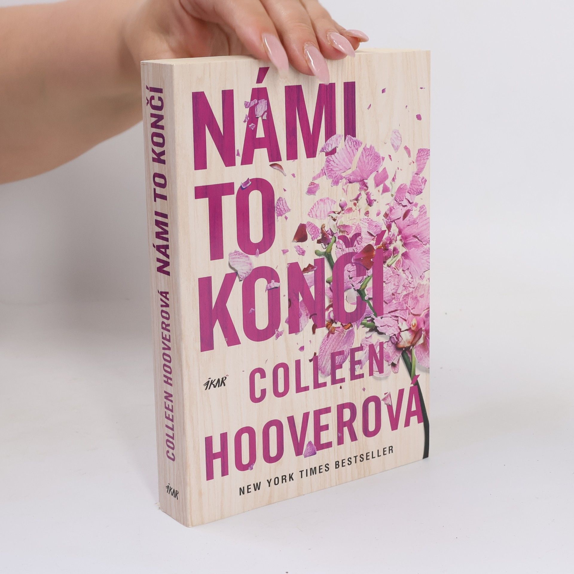 Colleen Hooverová Námi to končí