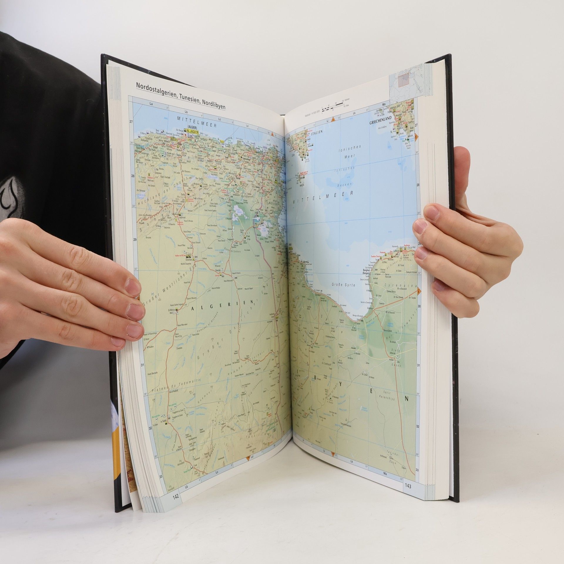 Neuer grosser Atlas der Welt