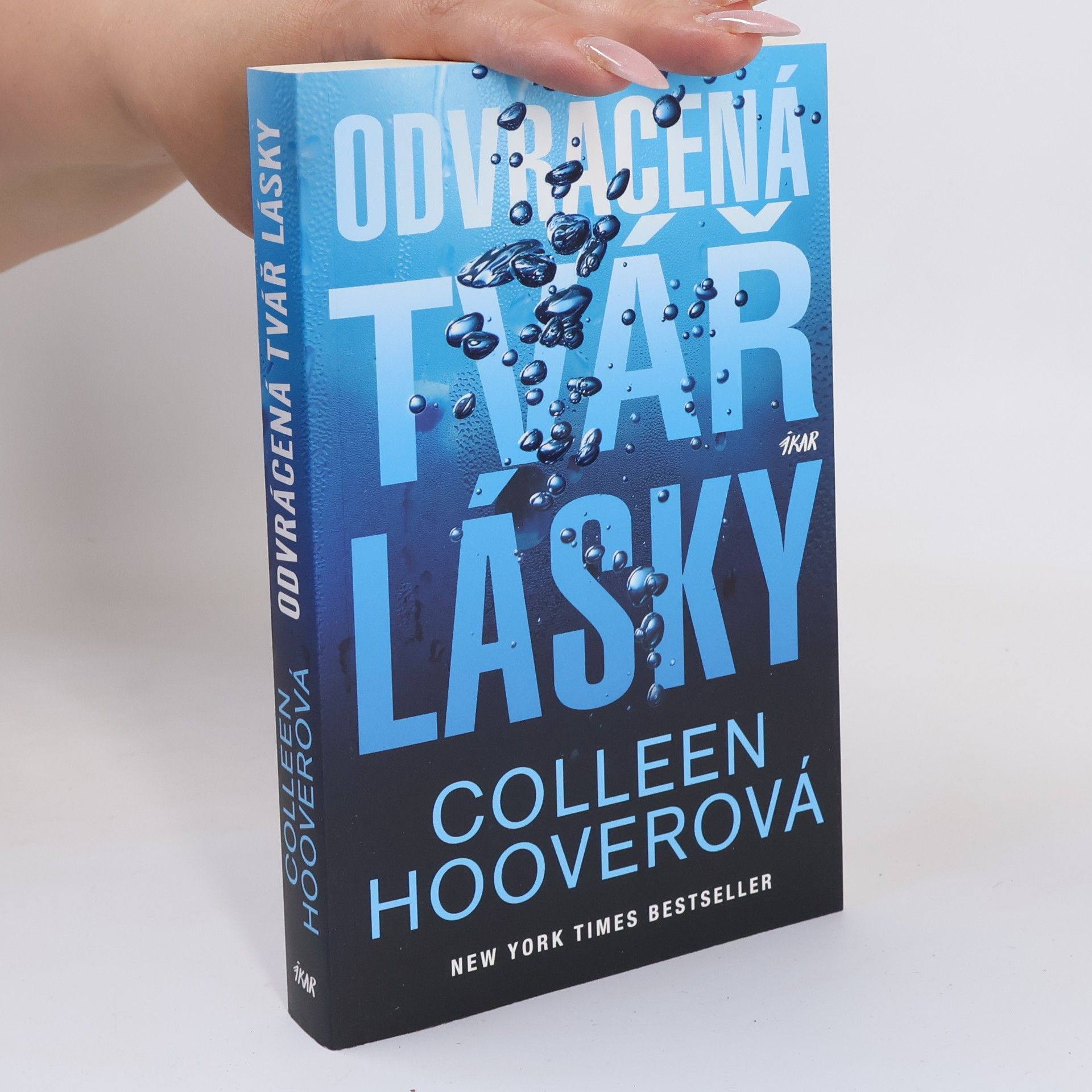 Colleen Hoover Odvrácená tvář lásky