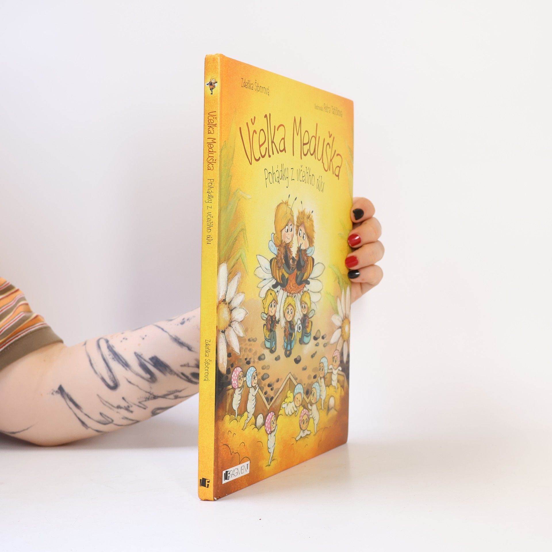 Zdeňka Šiborová Včelka Meduška - Pohádky z včelího úlu