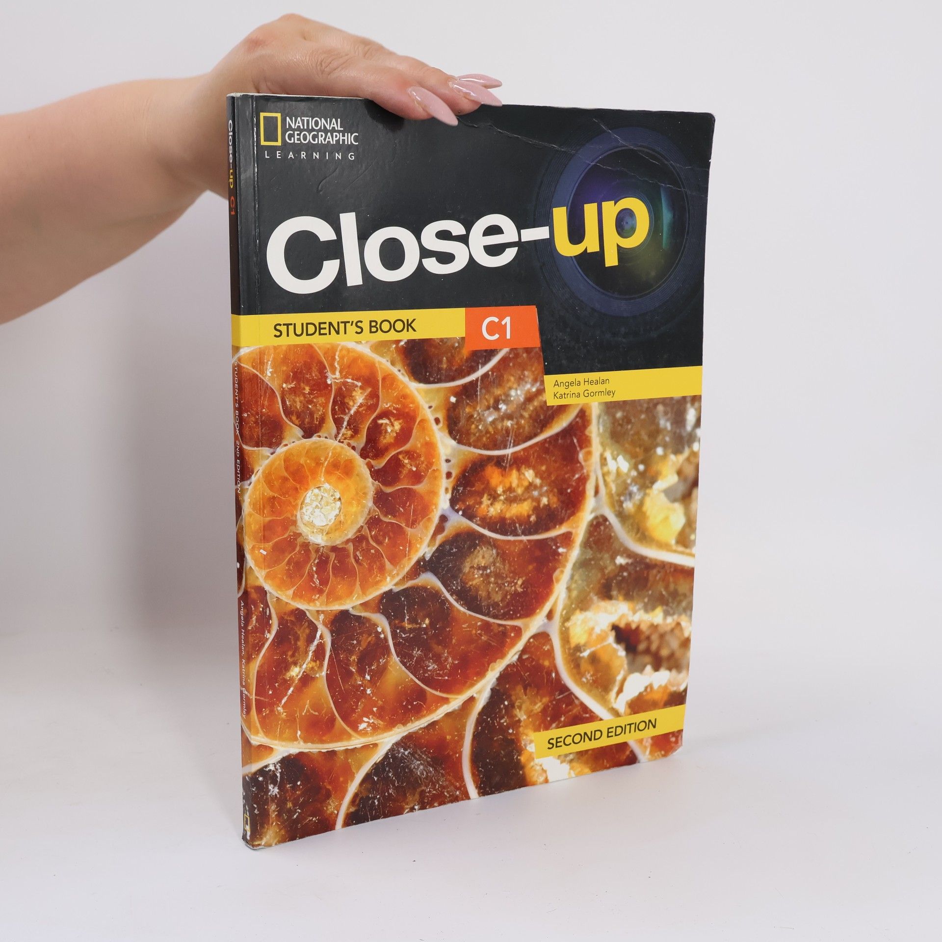 Angela Healan Close-up : C1. Student's book