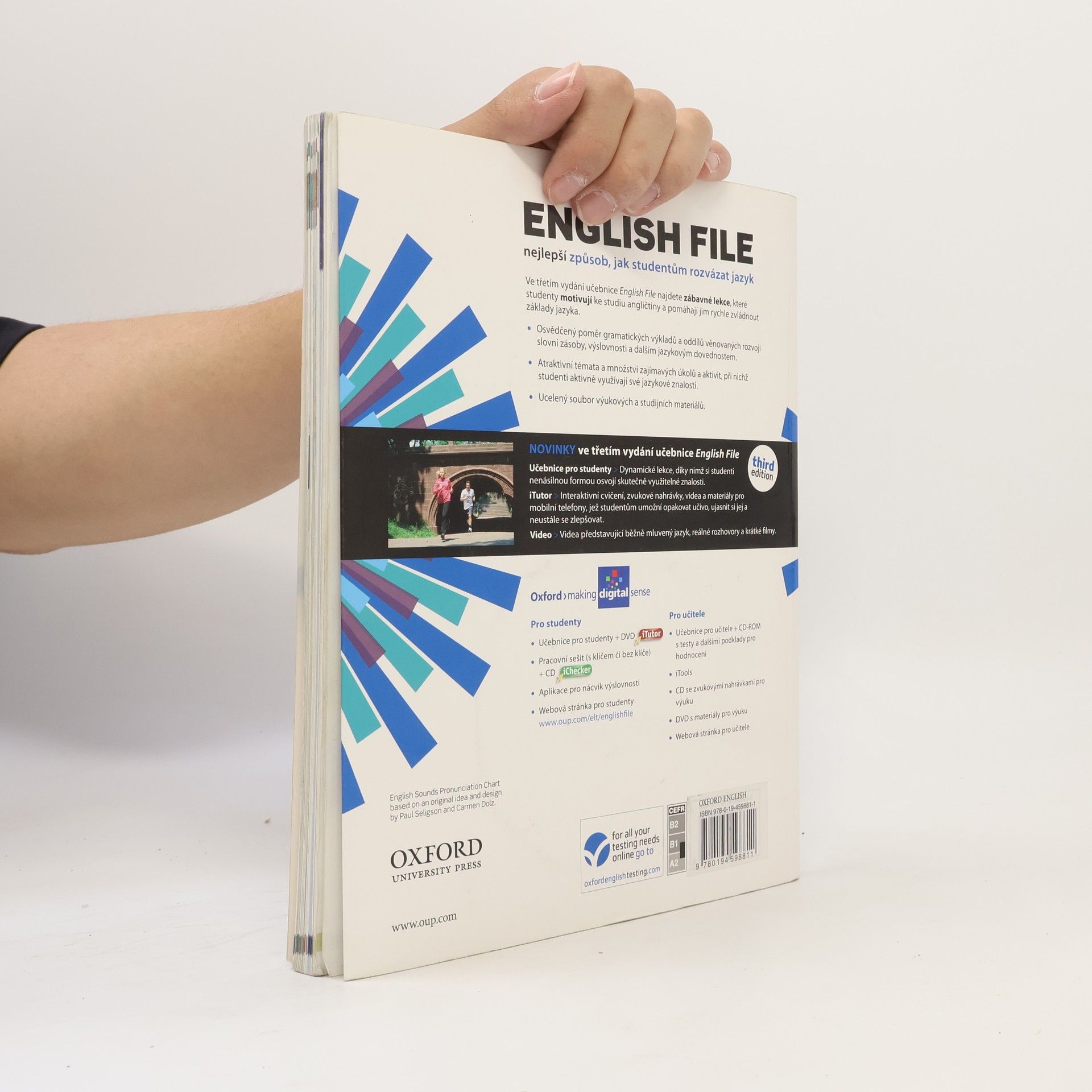 Christina Latham-Koenig English file. Pre-intermediate. Student's book
