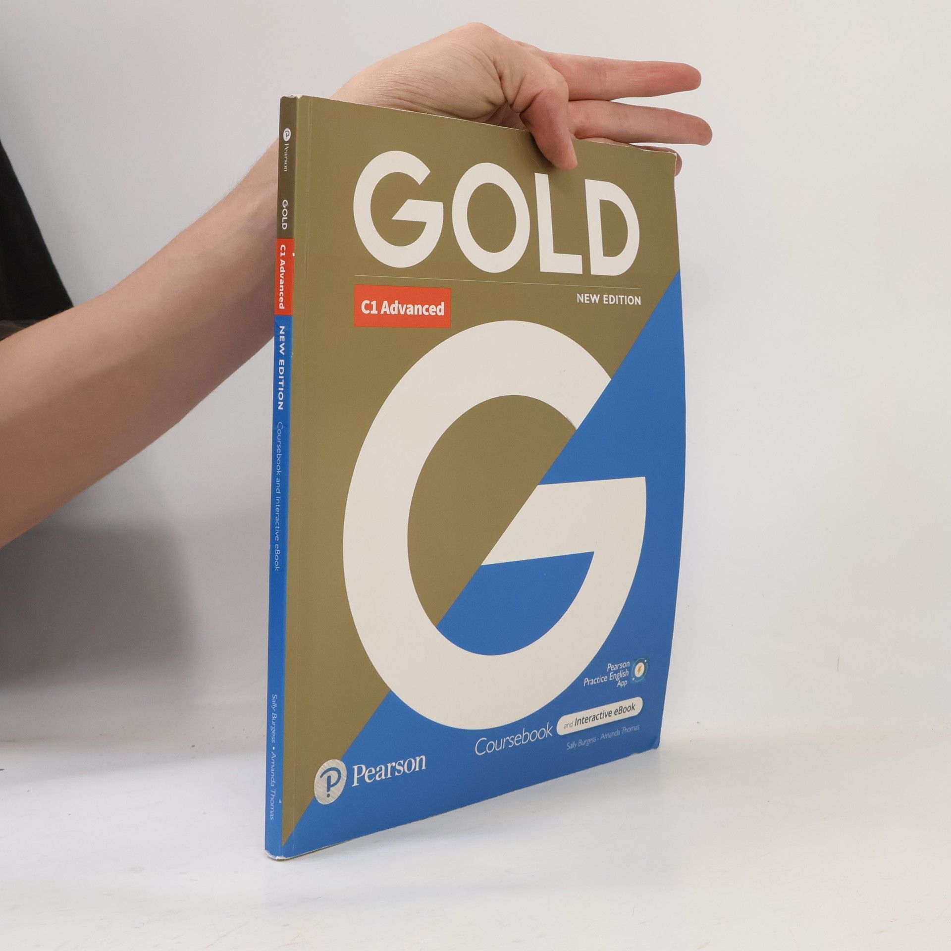 Kolektiv autorů Gold: C1 Advanced - Coursebook