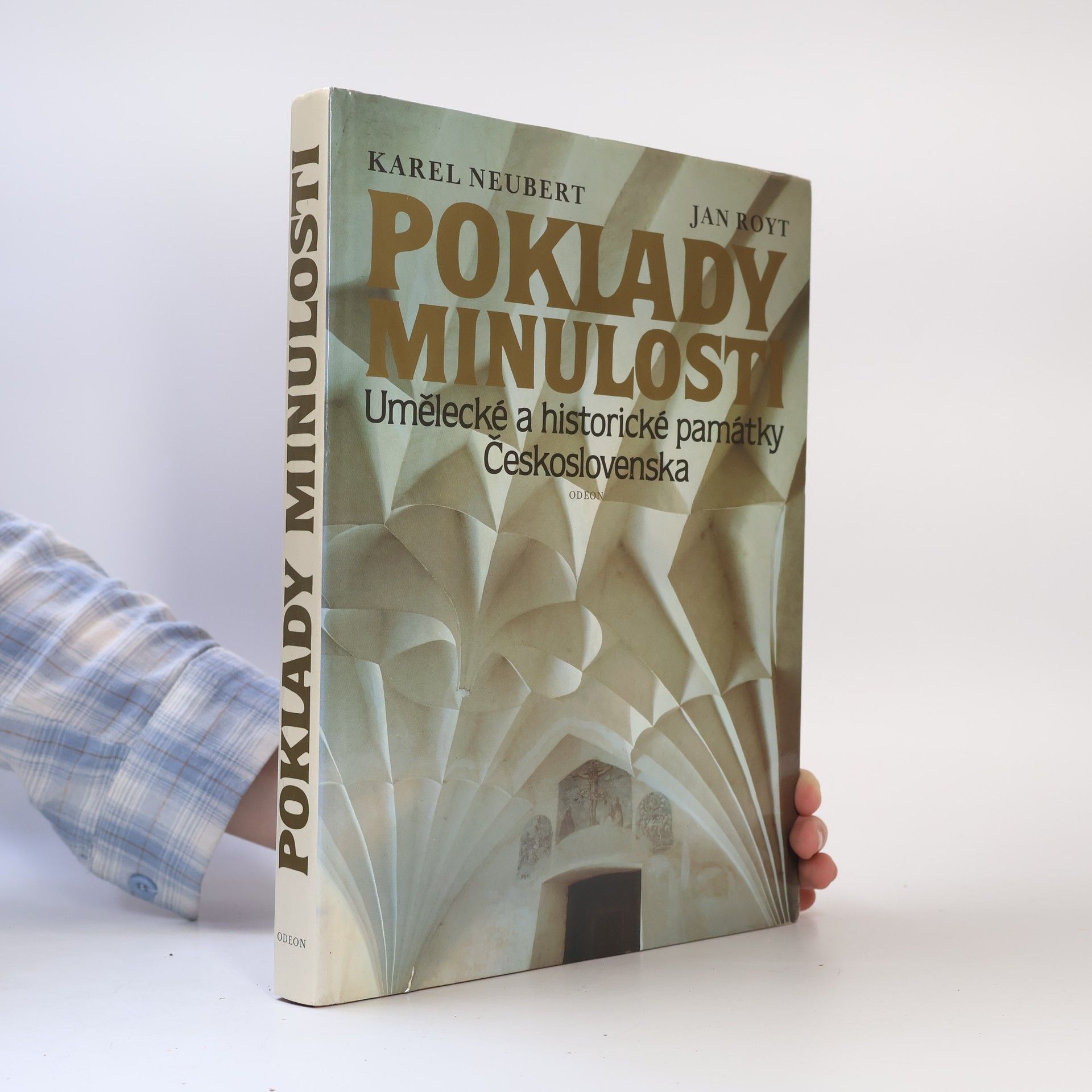 Karel Neubert Poklady minulosti. Umělecké a historické památky Československa